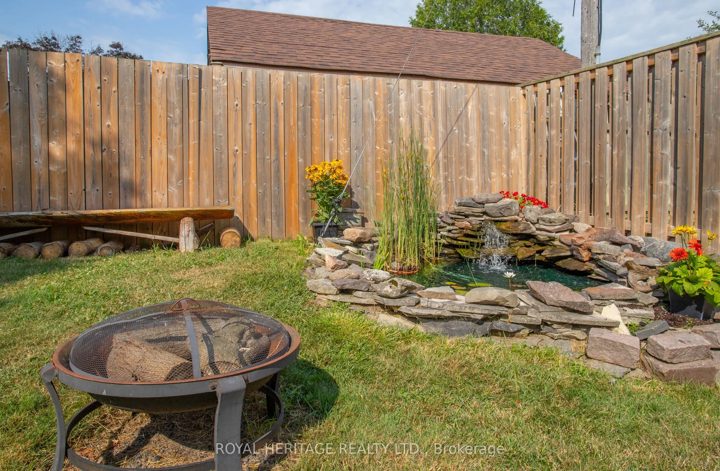 1362 Lakefield Street