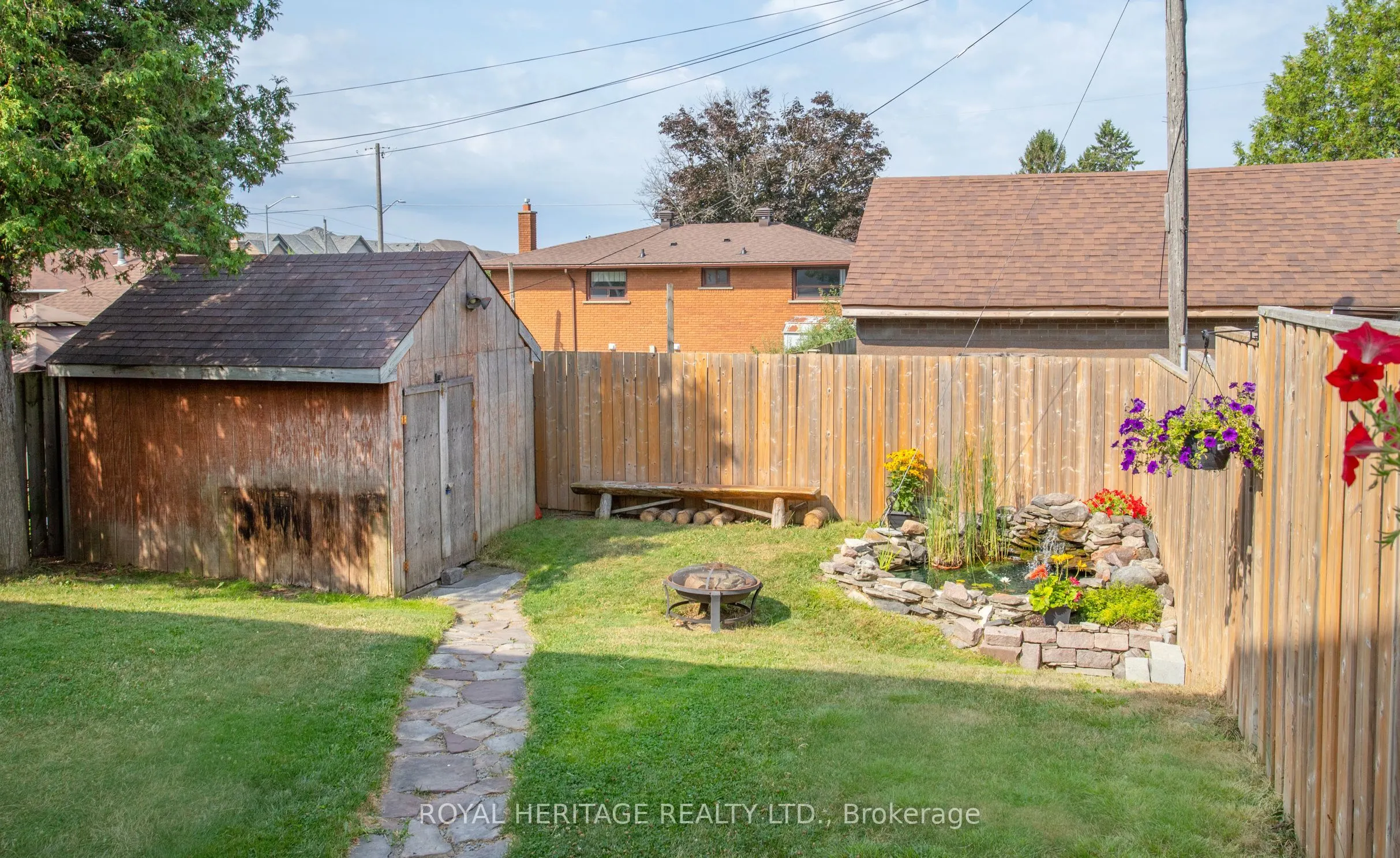 1362 Lakefield Street