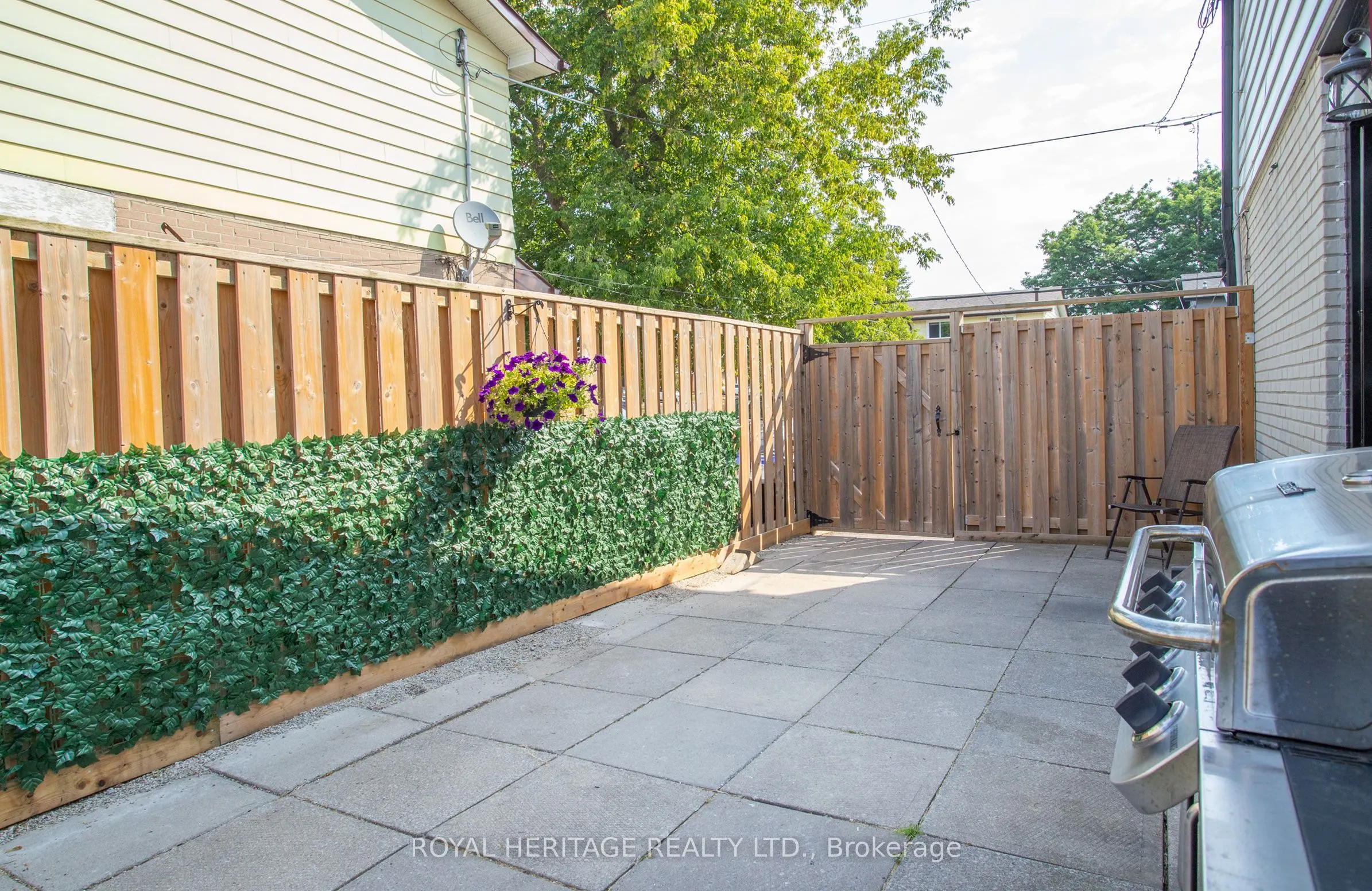 1362 Lakefield Street