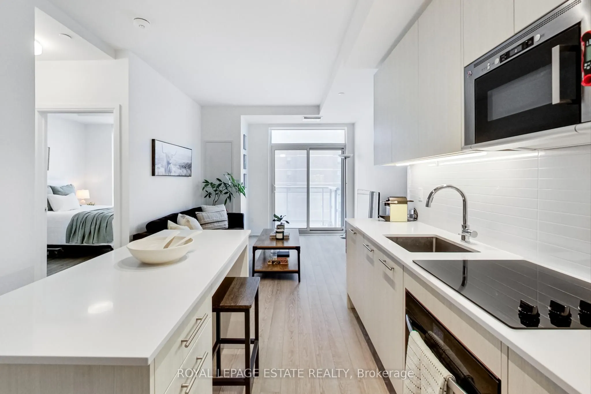 286 Main Street, #808