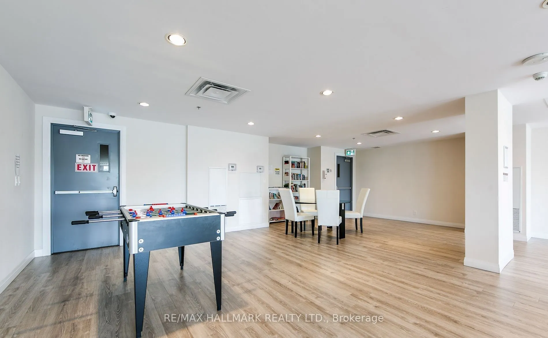22 East Haven Drive, #818