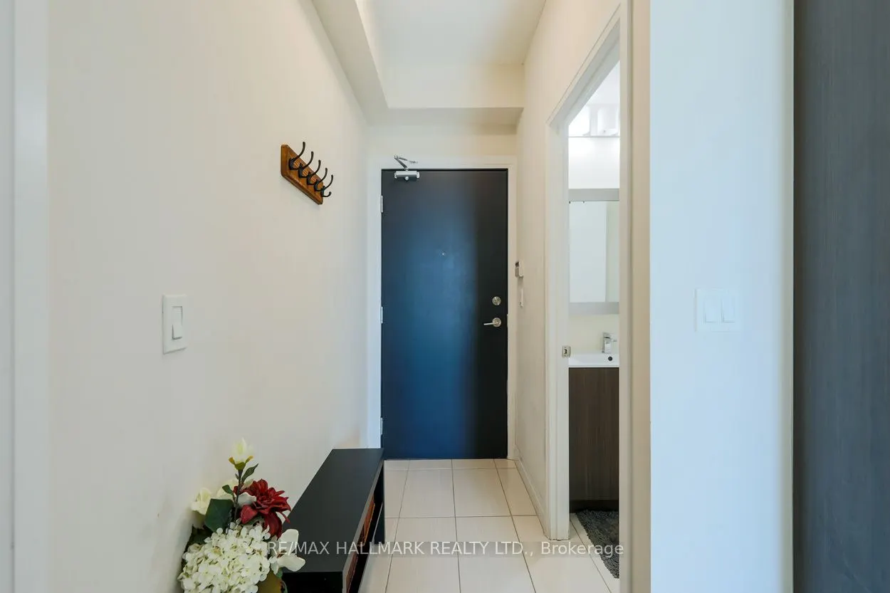 22 East Haven Drive, #818