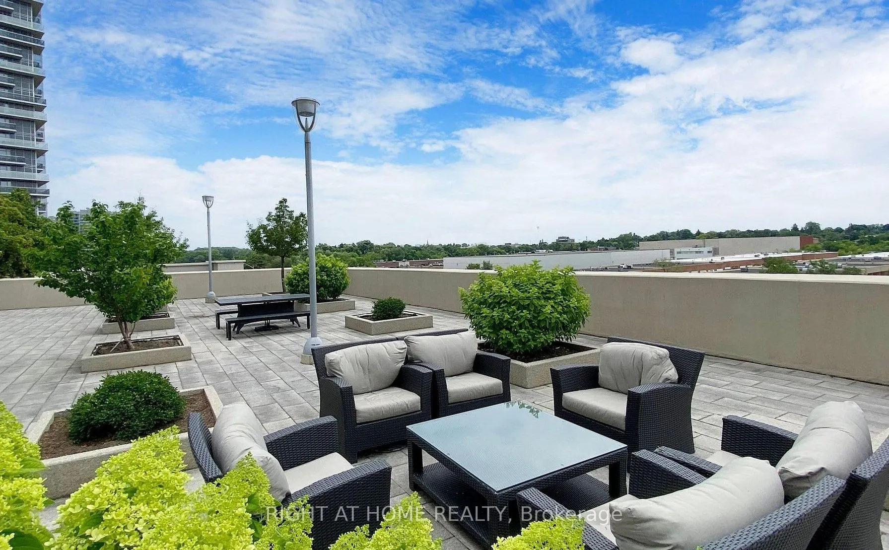 151 Village Green Square, #908