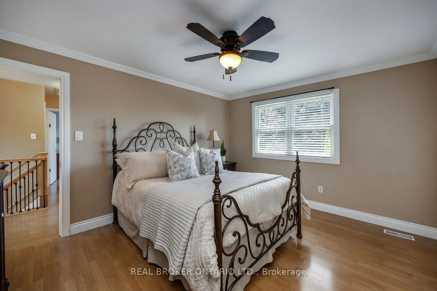 10 Brownsville Court
