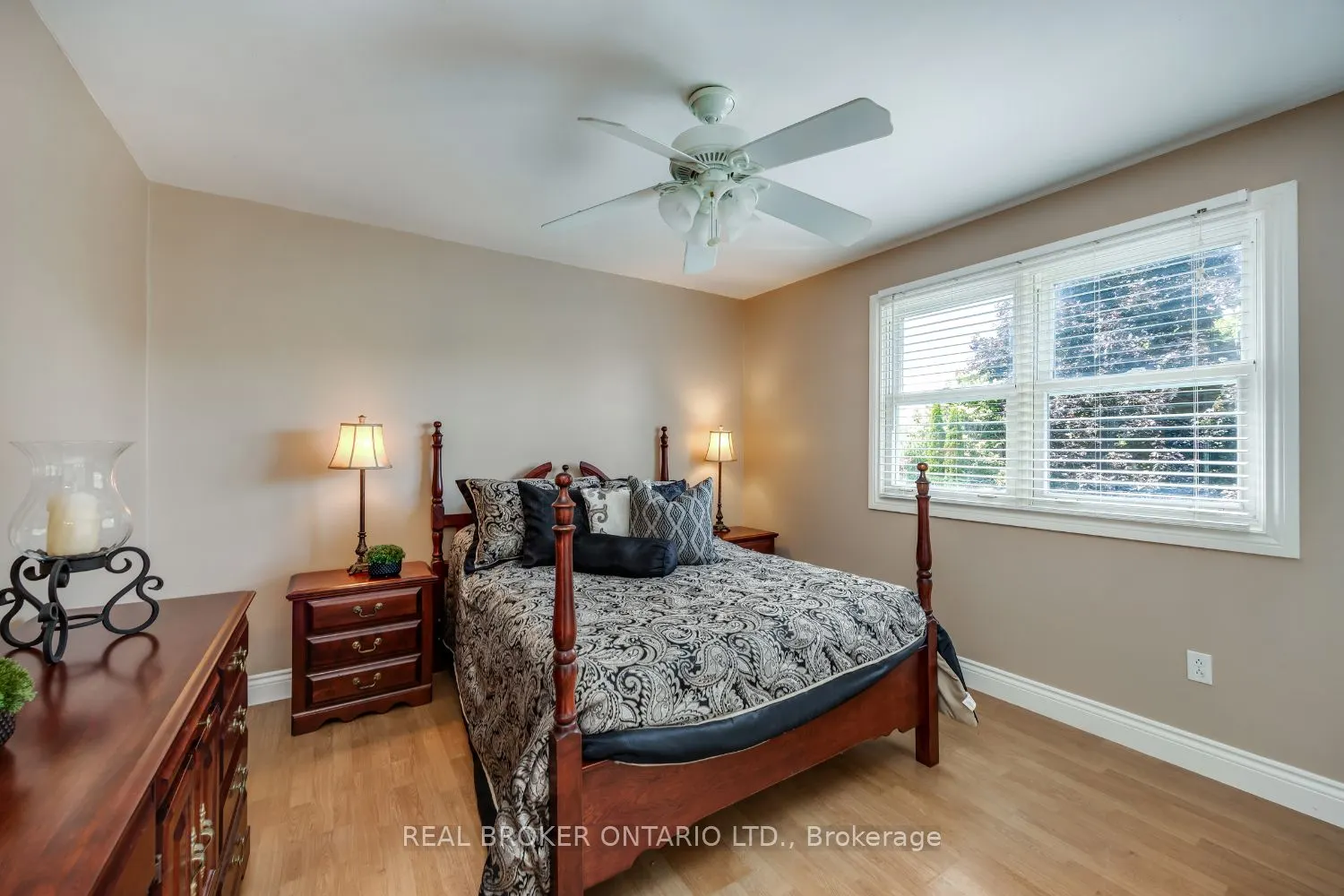 10 Brownsville Court