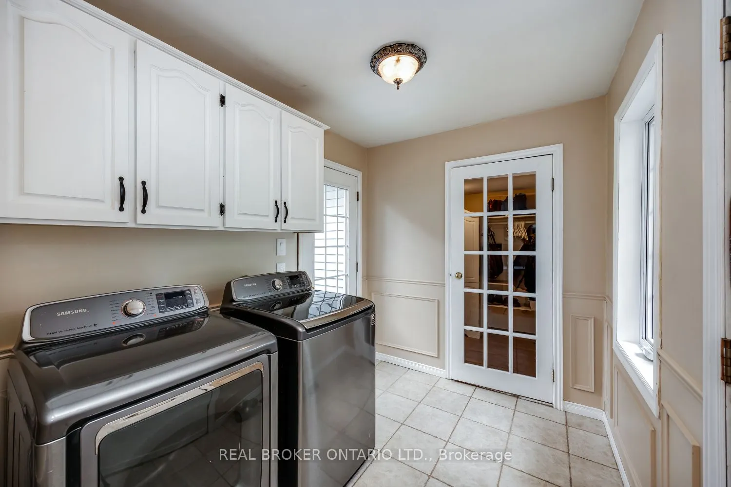 10 Brownsville Court