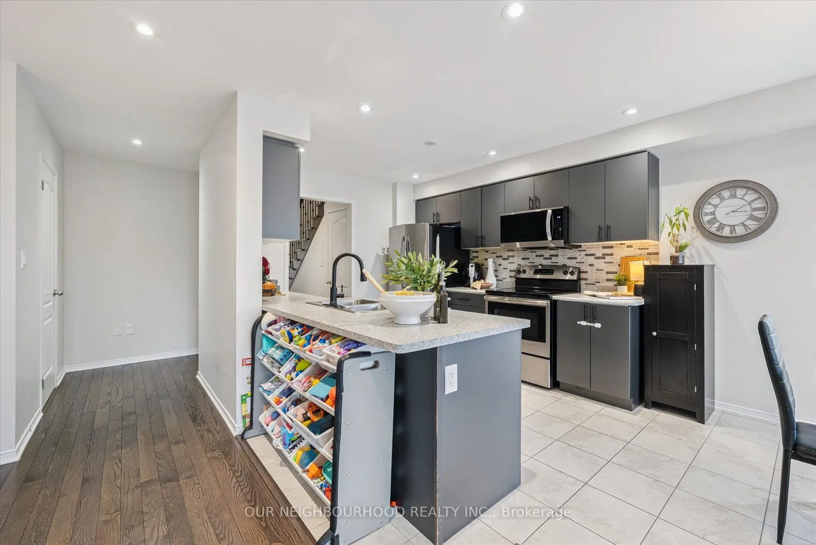 167 Dance Act Avenue