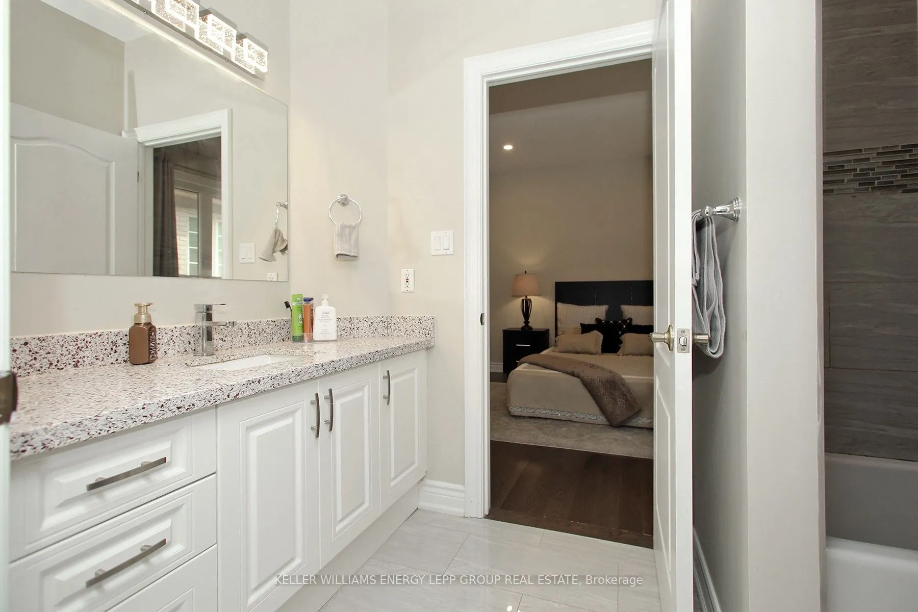 3693 Cochrane Street