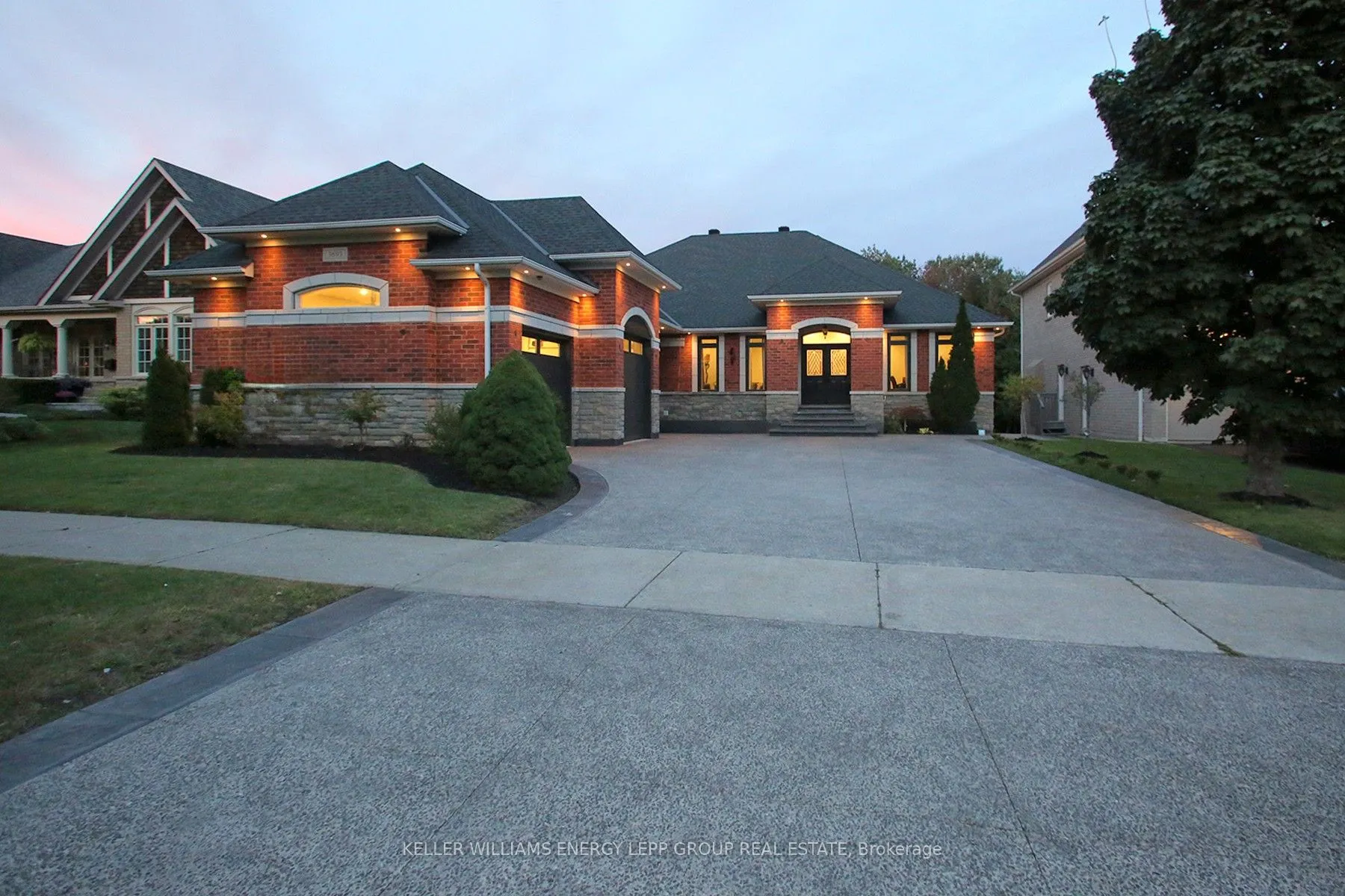 3693 Cochrane Street