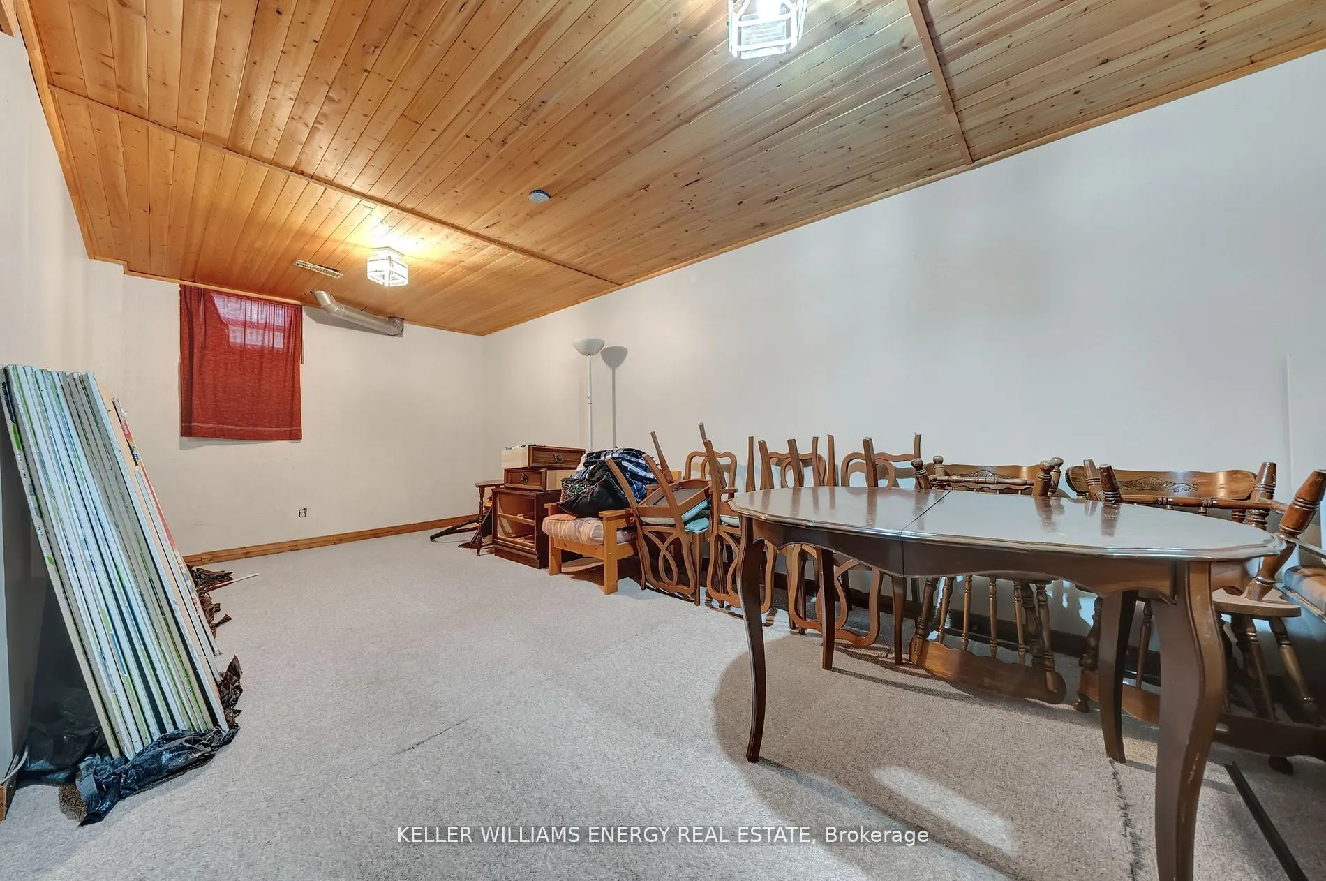 37 Poolton Crescent