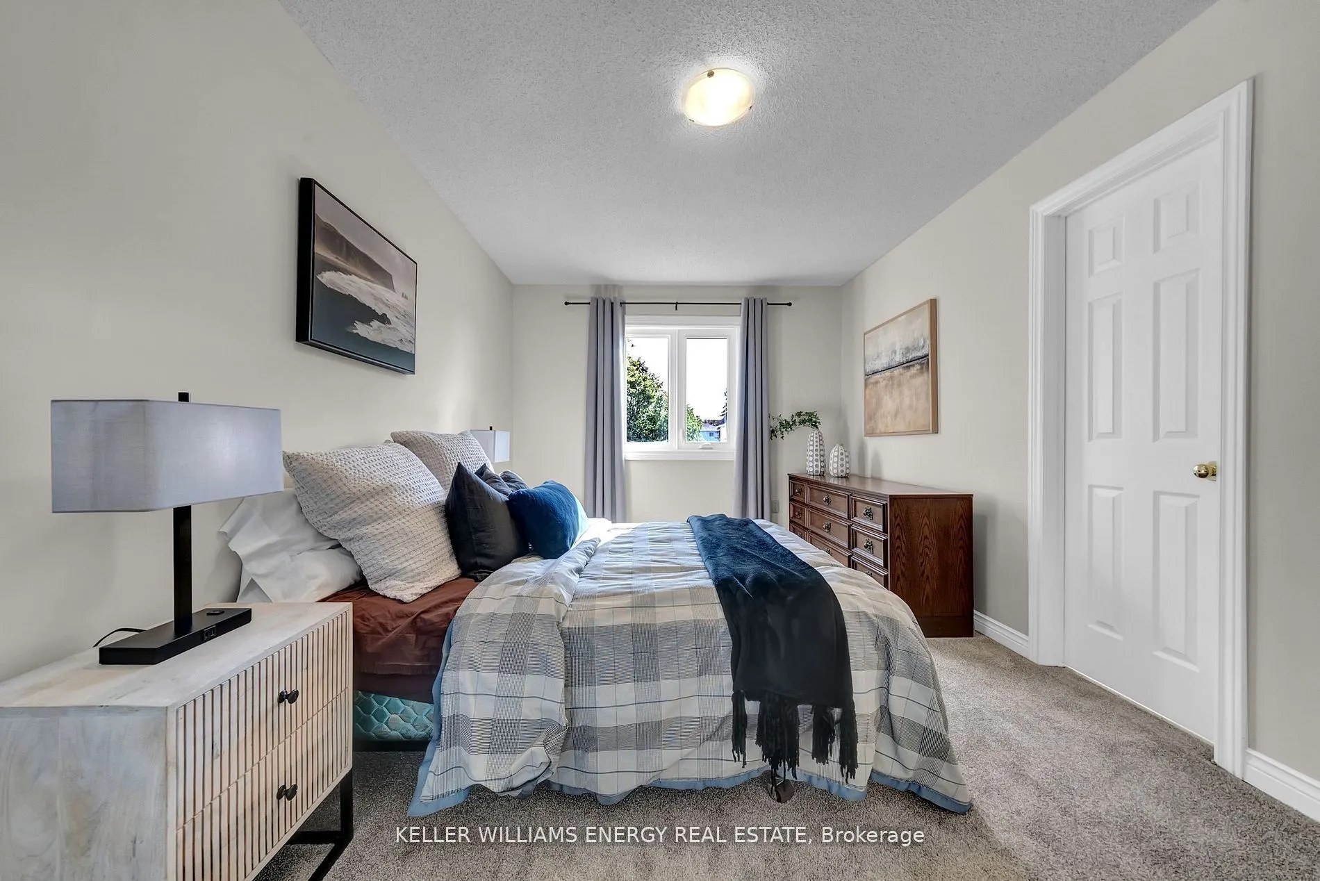 37 Poolton Crescent