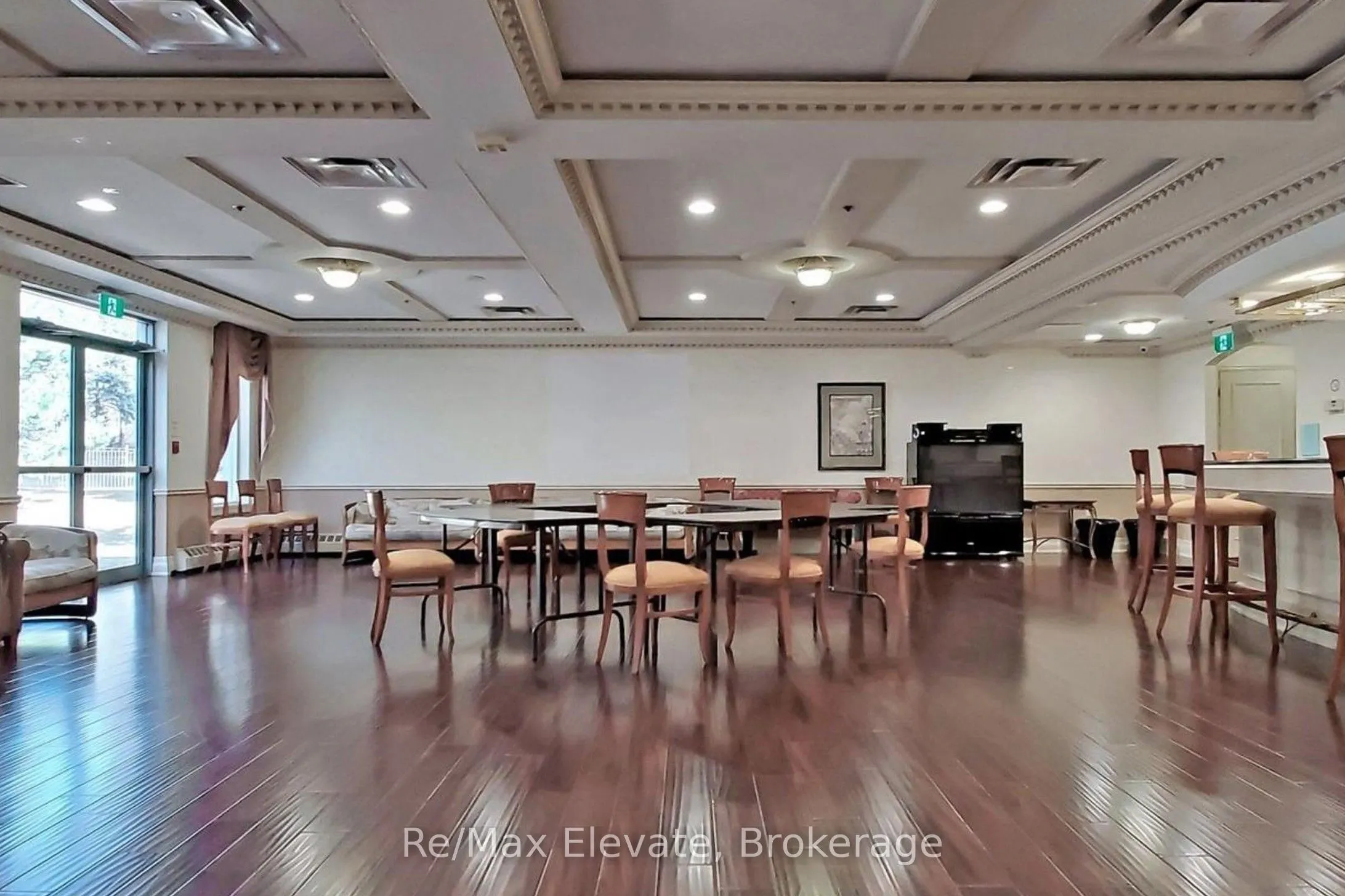 5039 Finch Avenue E, #705