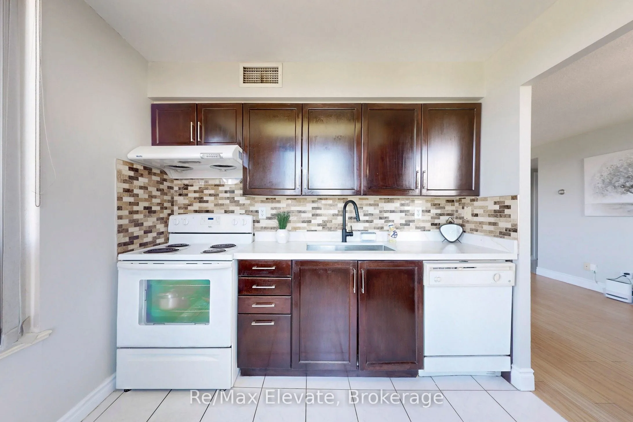 5039 Finch Avenue E, #705