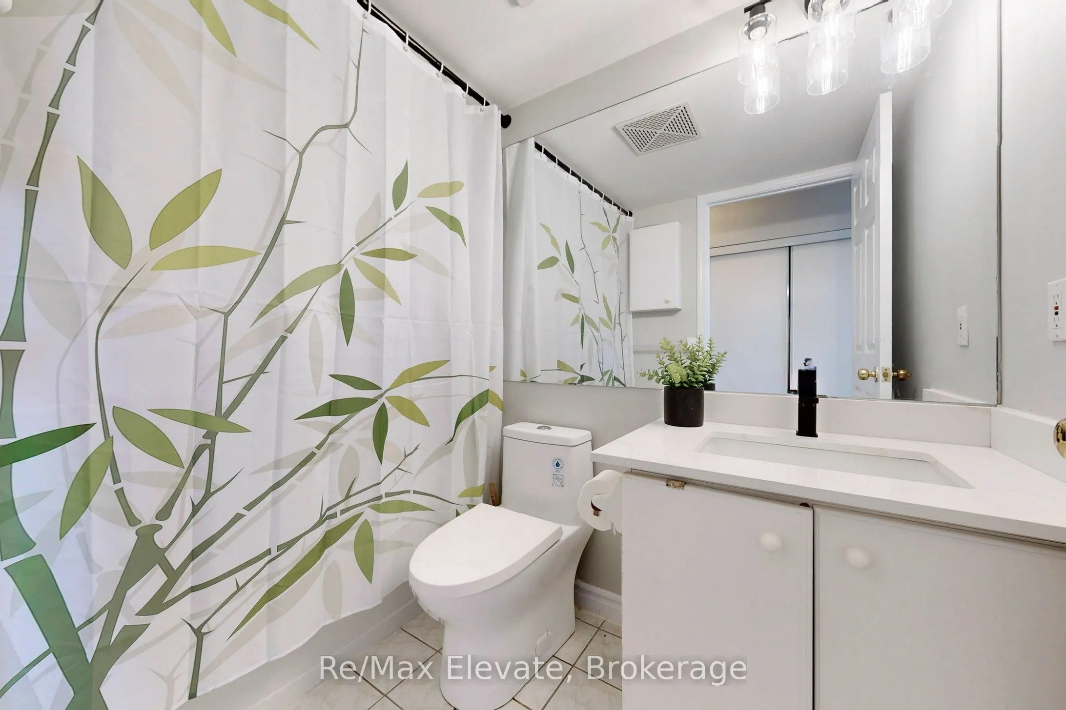 5039 Finch Avenue E, #705