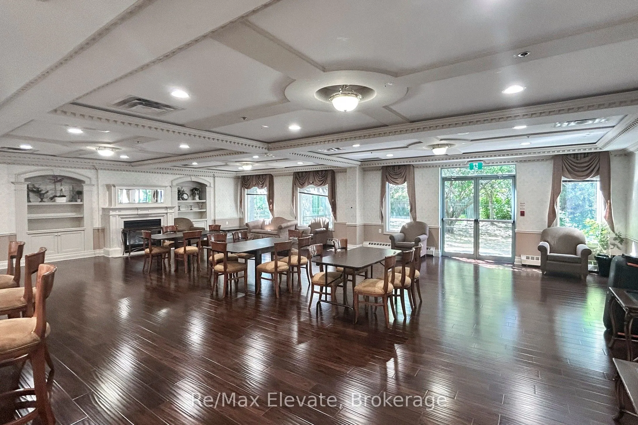 5039 Finch Avenue E, #705