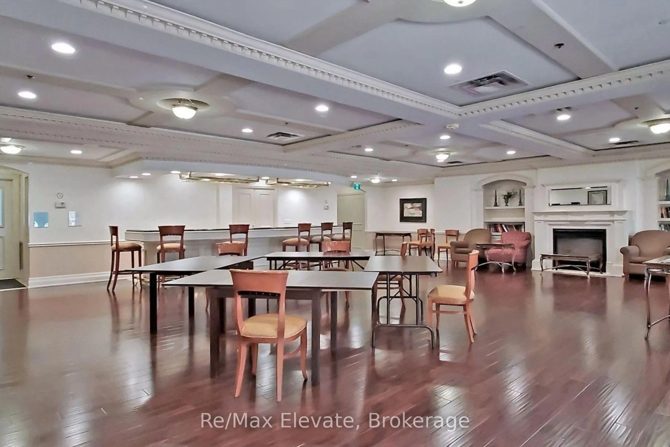 5039 Finch Avenue E, #705