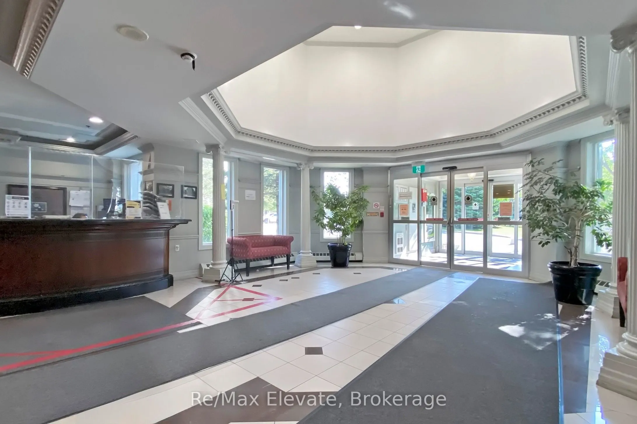 5039 Finch Avenue E, #705