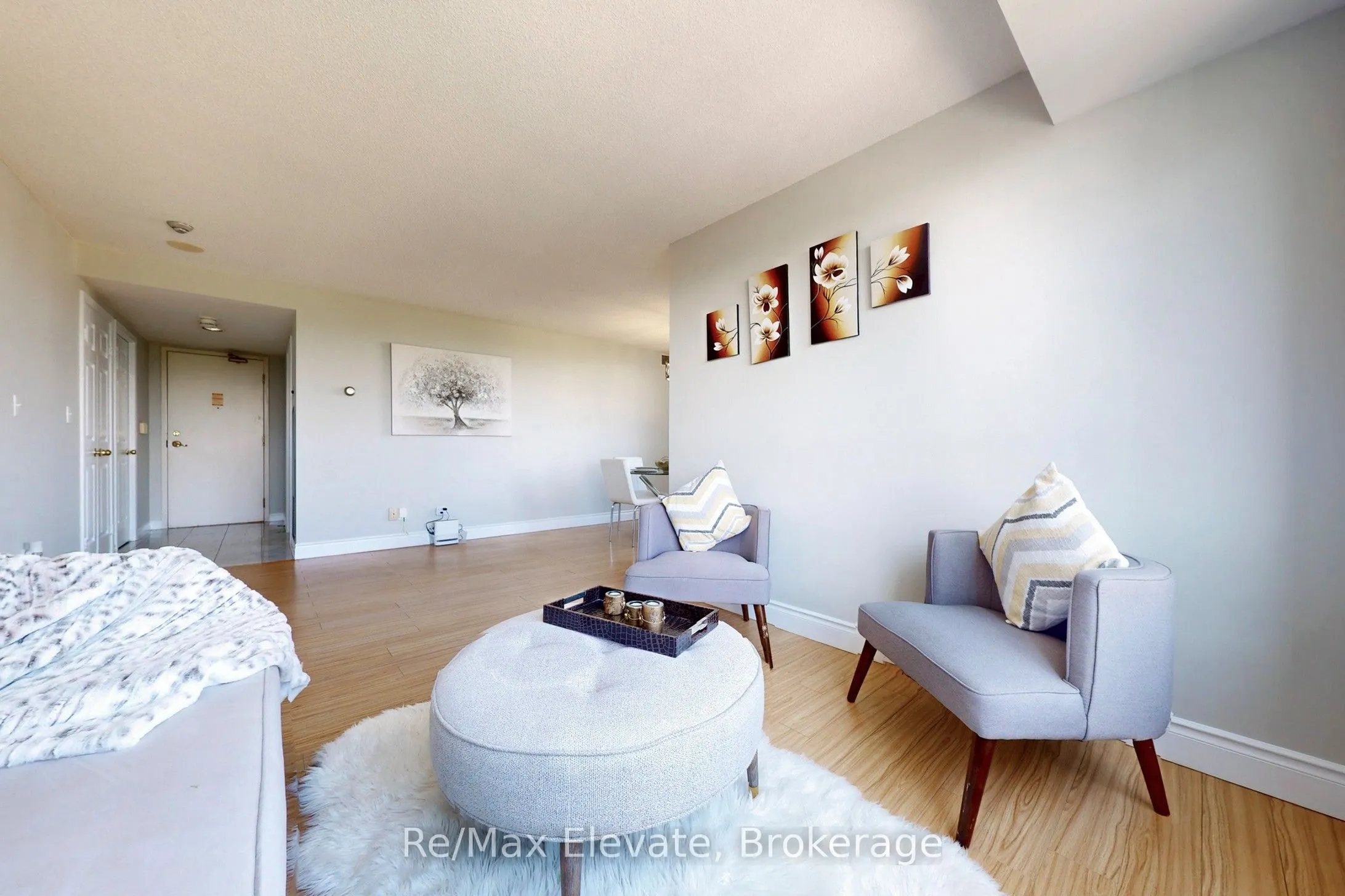 5039 Finch Avenue E, #705