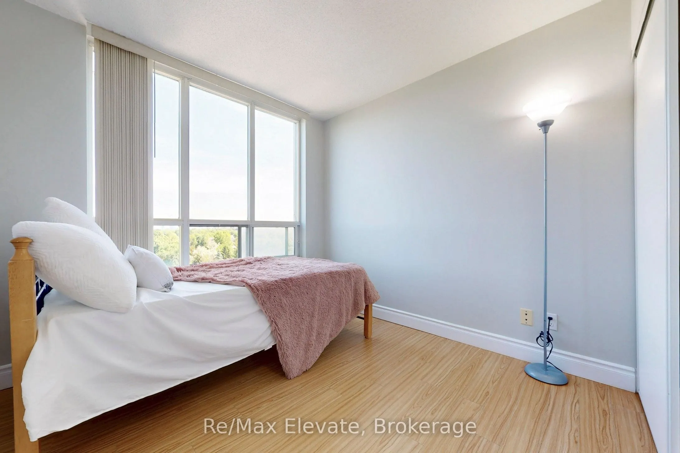 5039 Finch Avenue E, #705