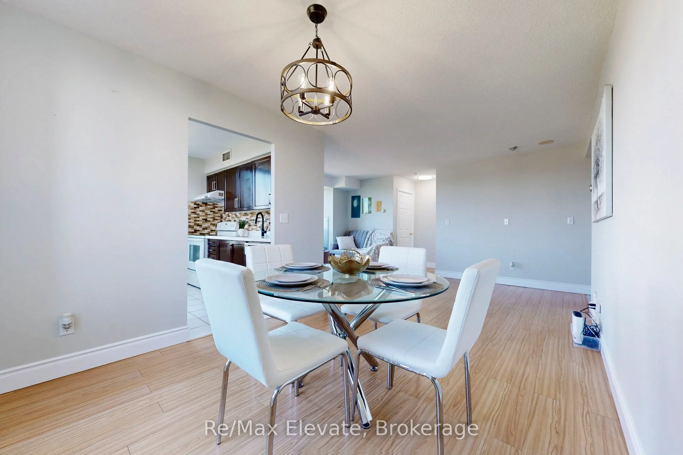 5039 Finch Avenue E, #705