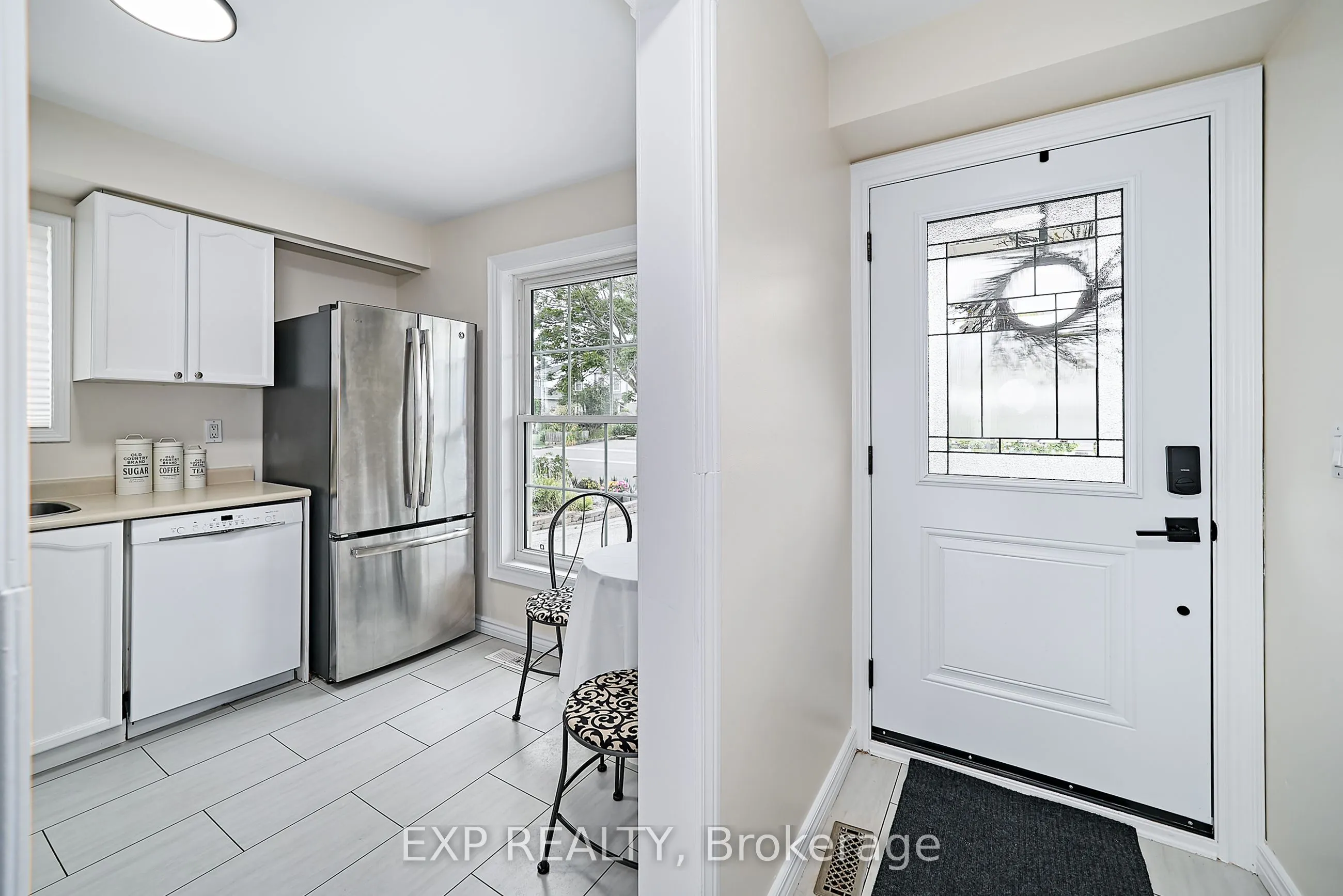 1386 Charter Crescent