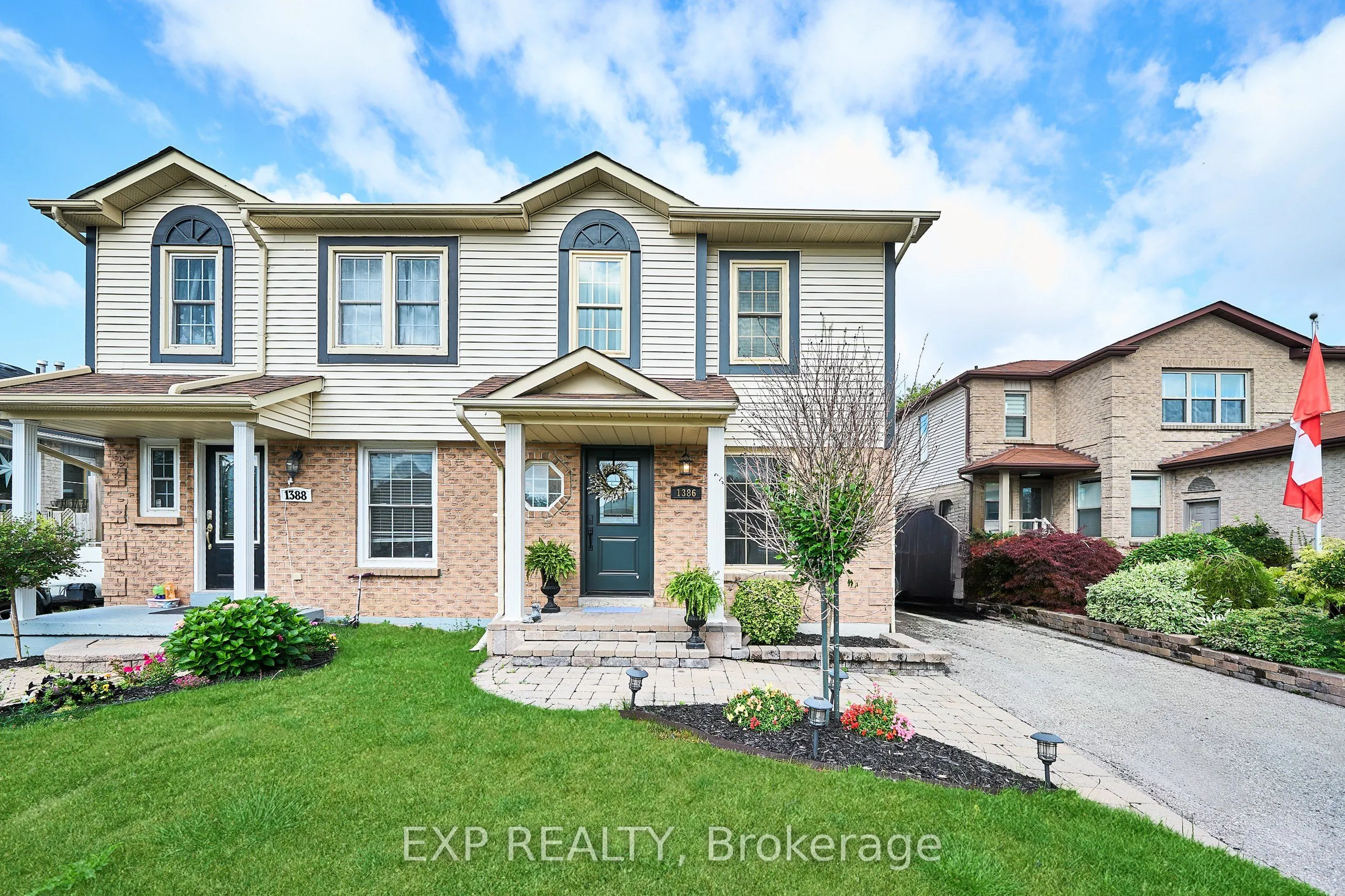 1386 Charter Crescent