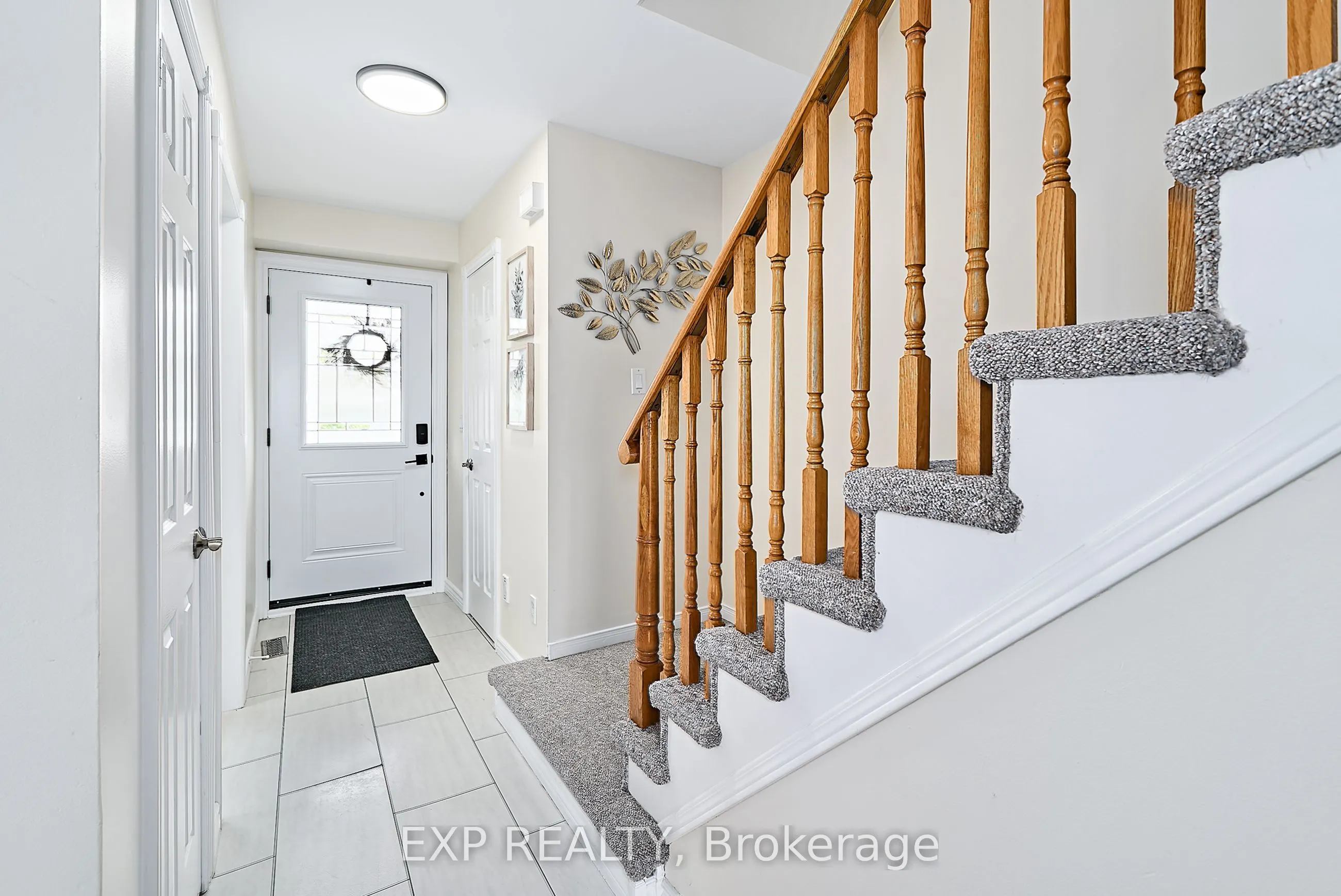 1386 Charter Crescent