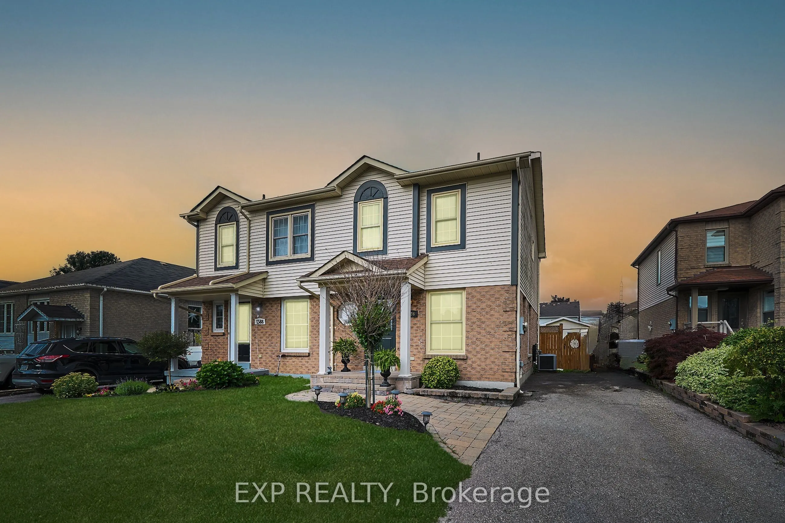 1386 Charter Crescent