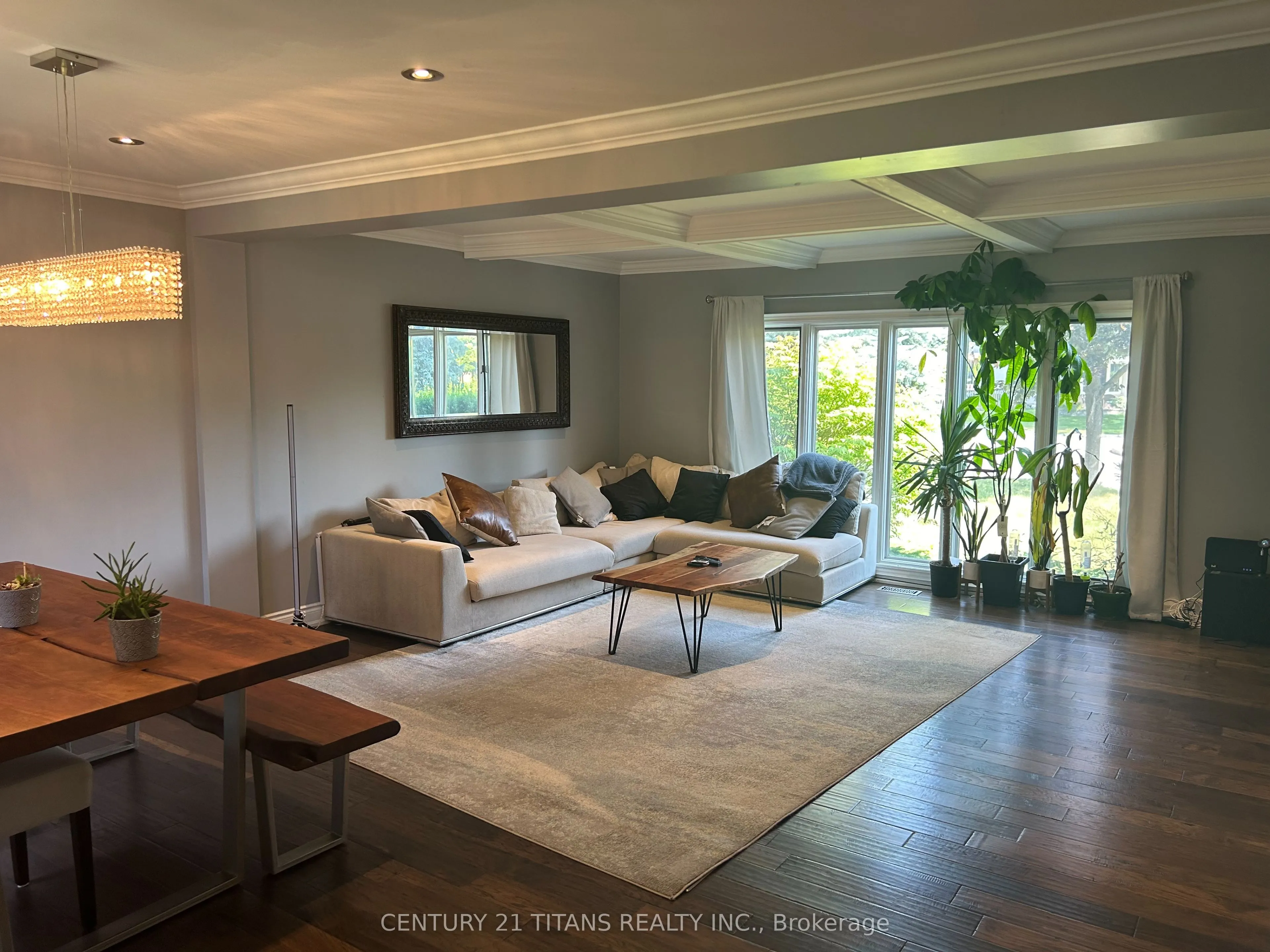 349 Carnaby Court, #Main
