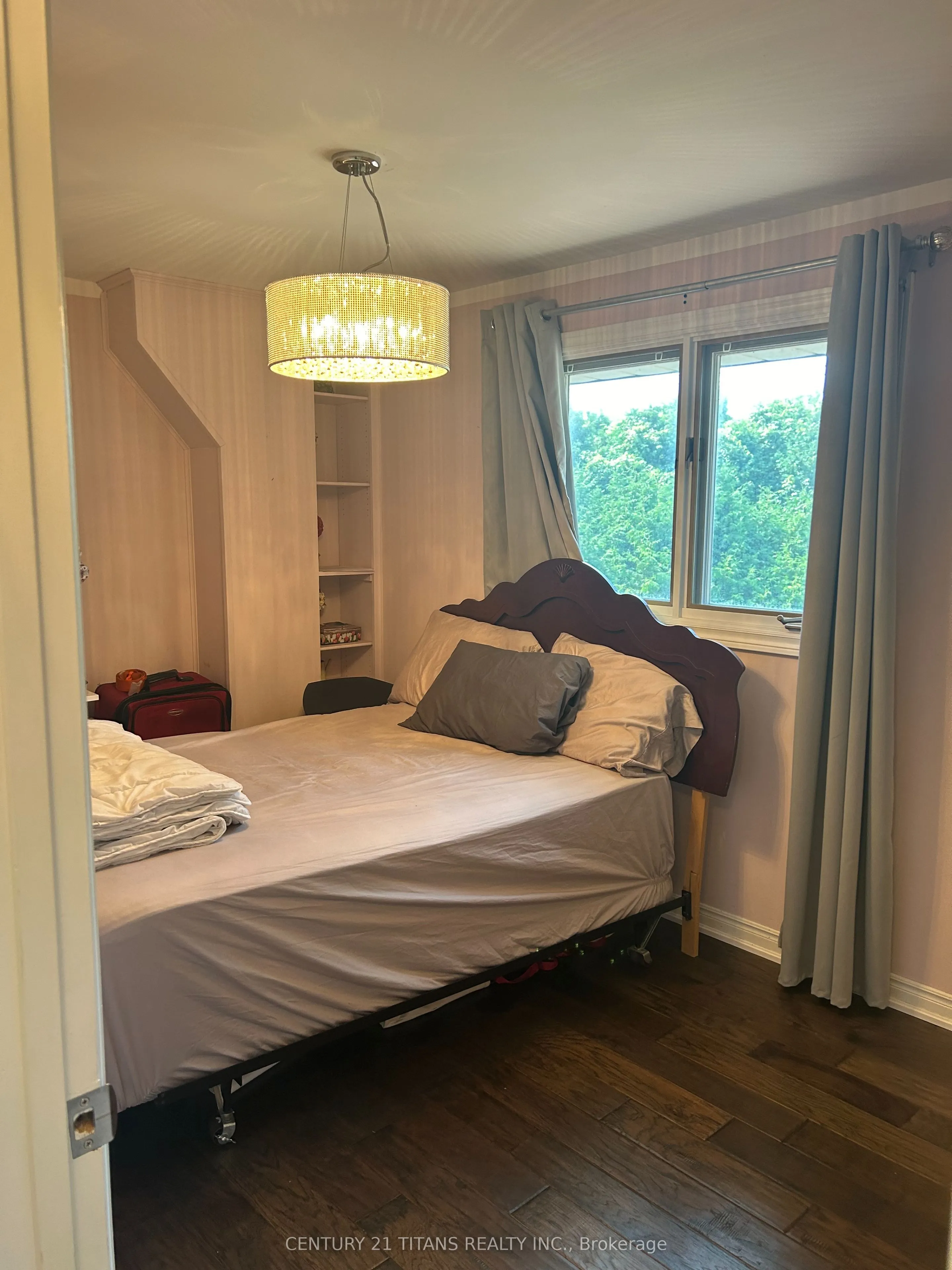 349 Carnaby Court, #Main