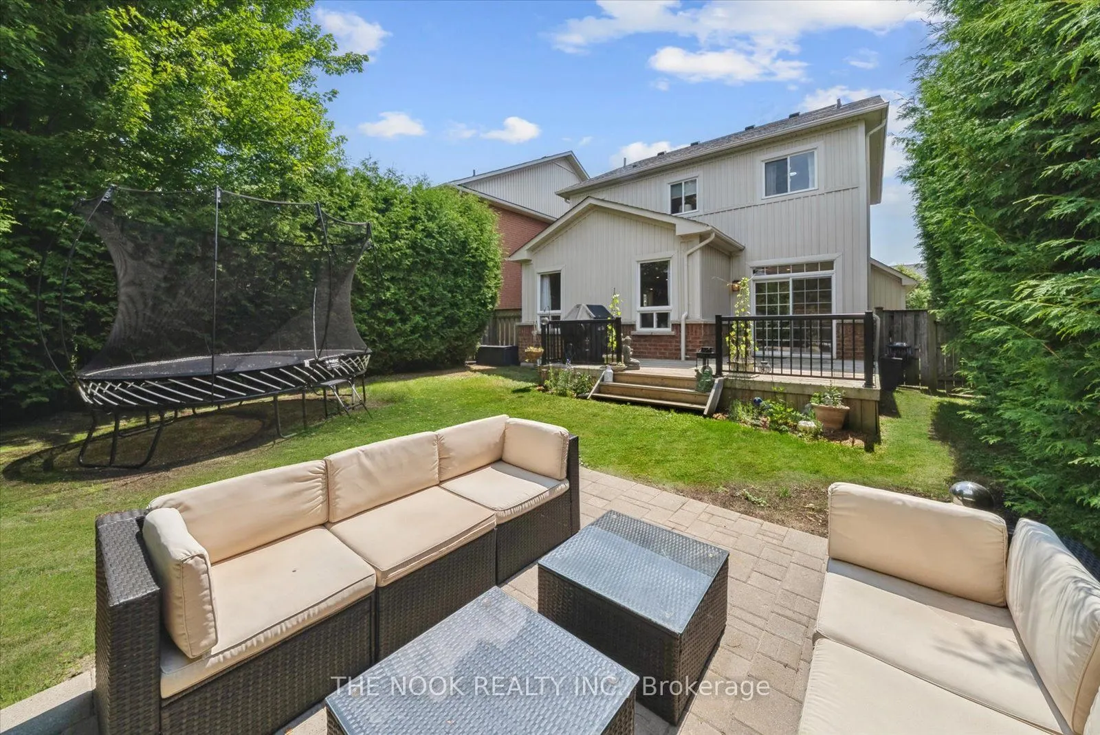 31 Queensplate Drive