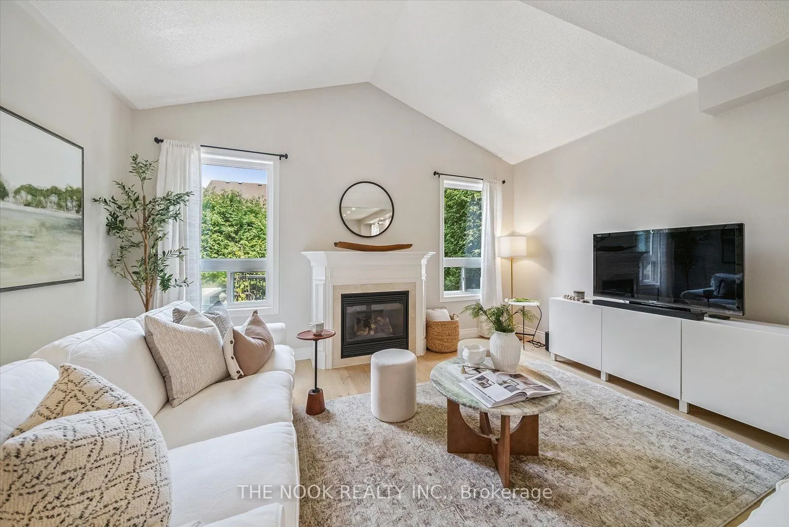 31 Queensplate Drive
