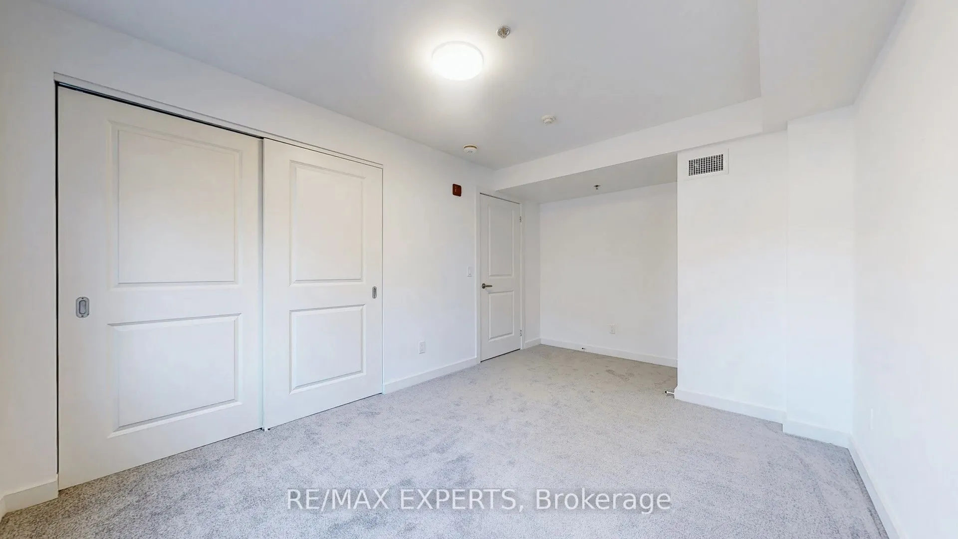 45 Connaught Avenue, #101