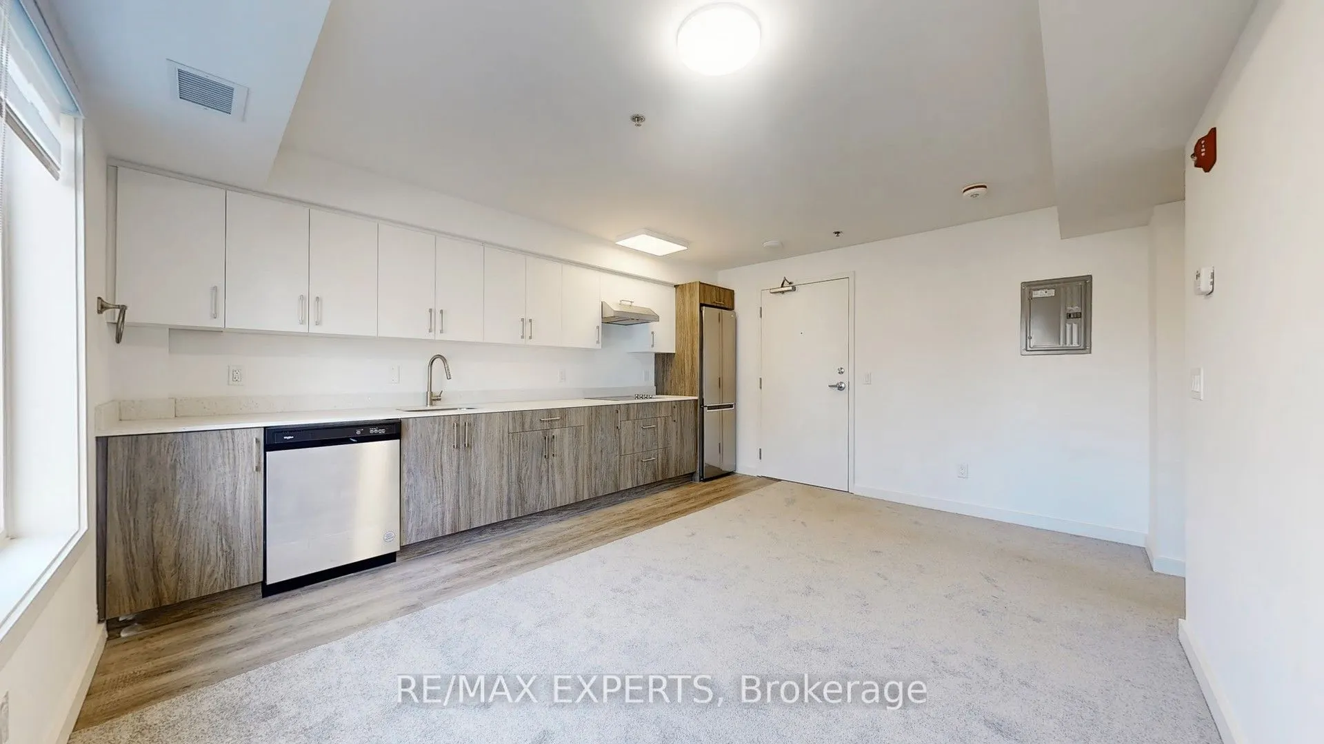 45 Connaught Avenue, #101