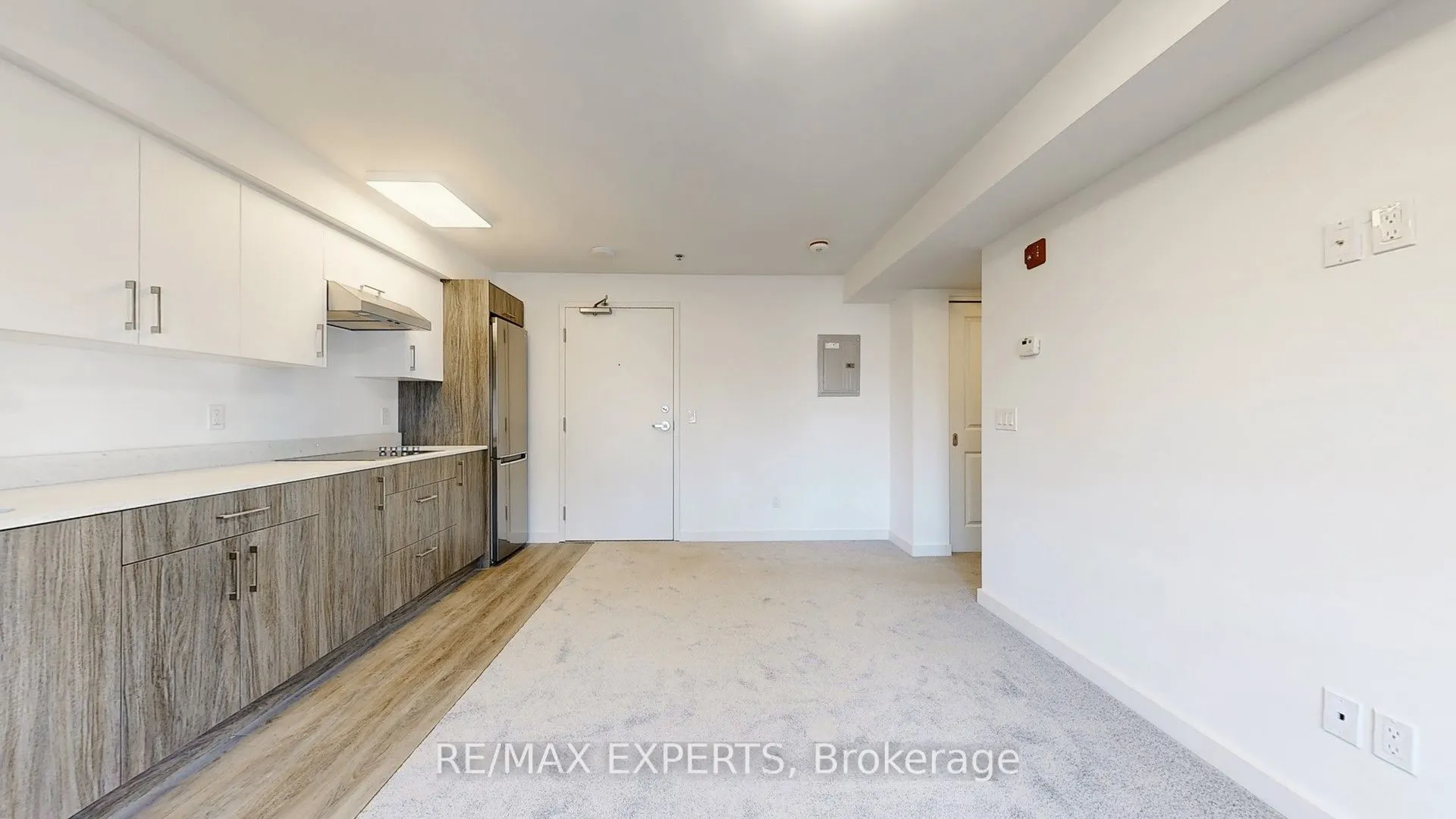 45 Connaught Avenue, #101
