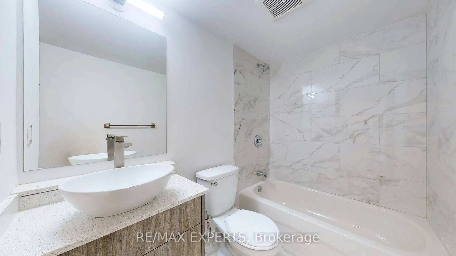 45 Connaught Avenue, #101