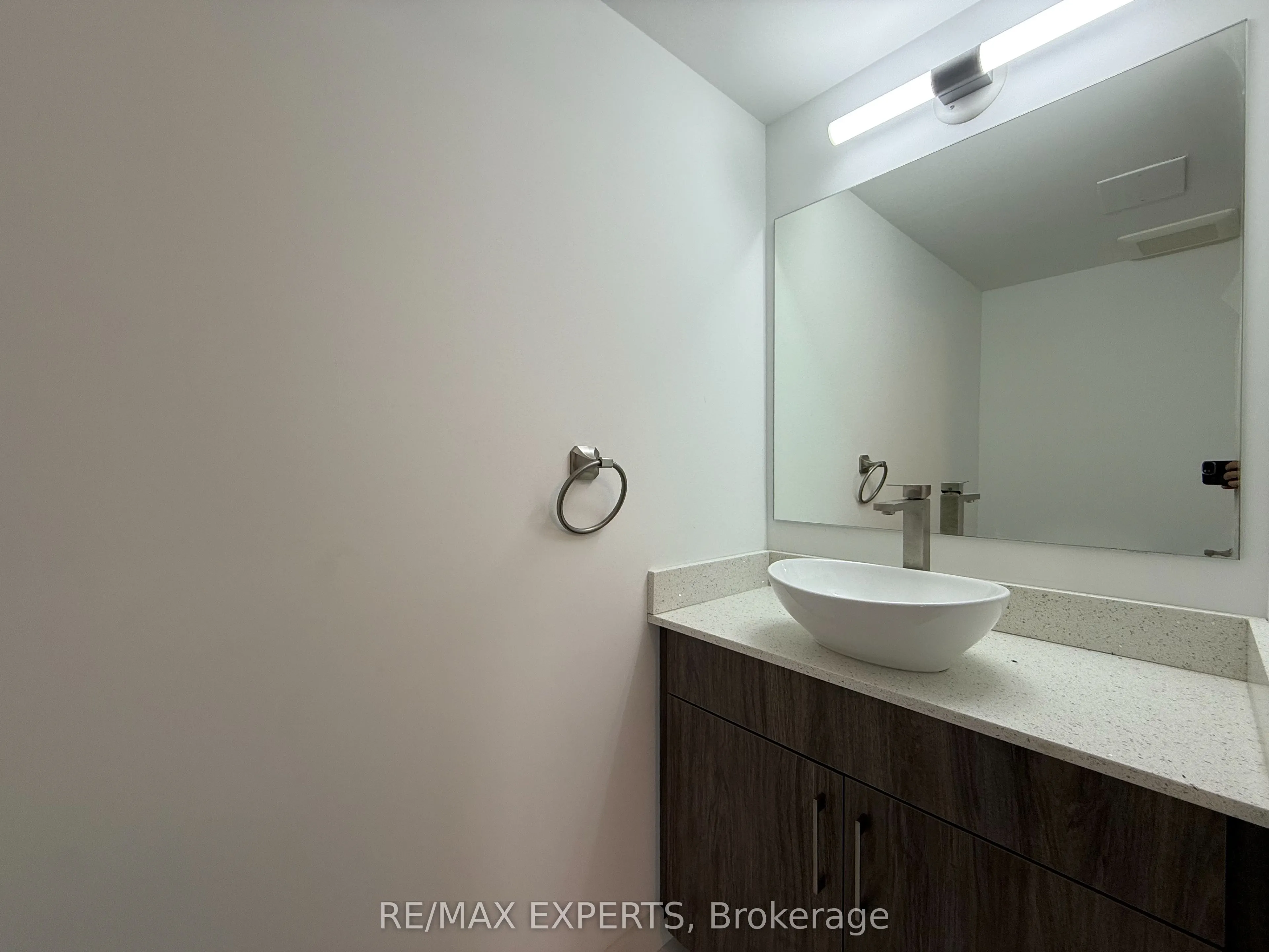 45 Connaught Avenue, #204