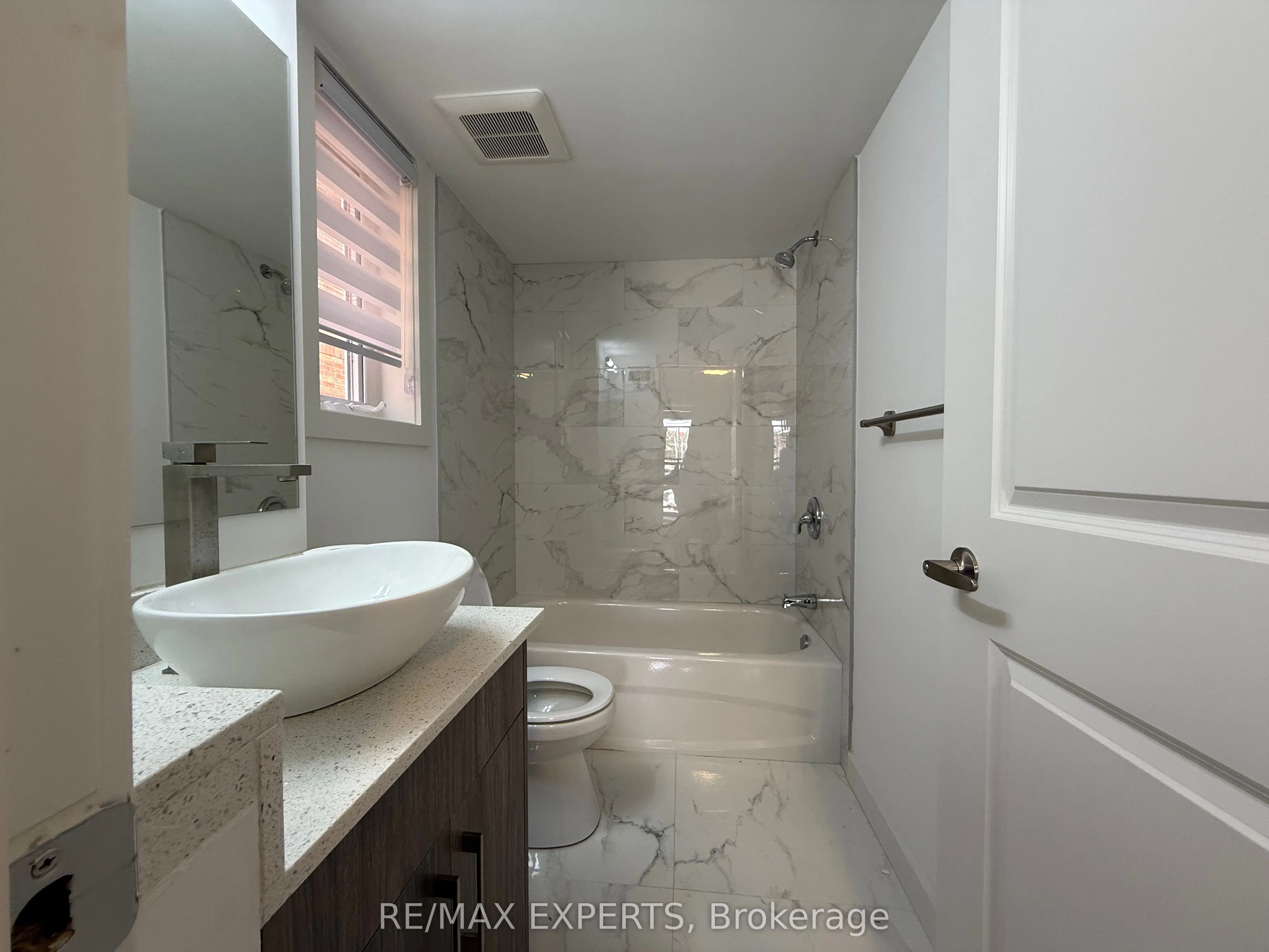 45 Connaught Avenue, #204