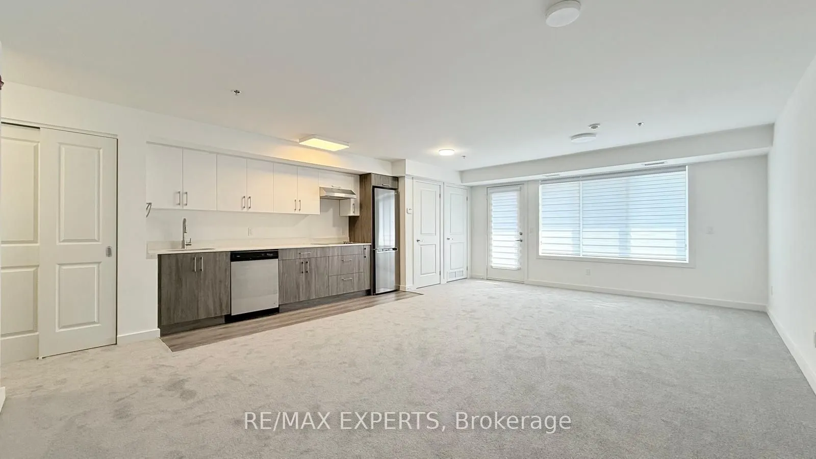 45 Connaught Avenue, #304