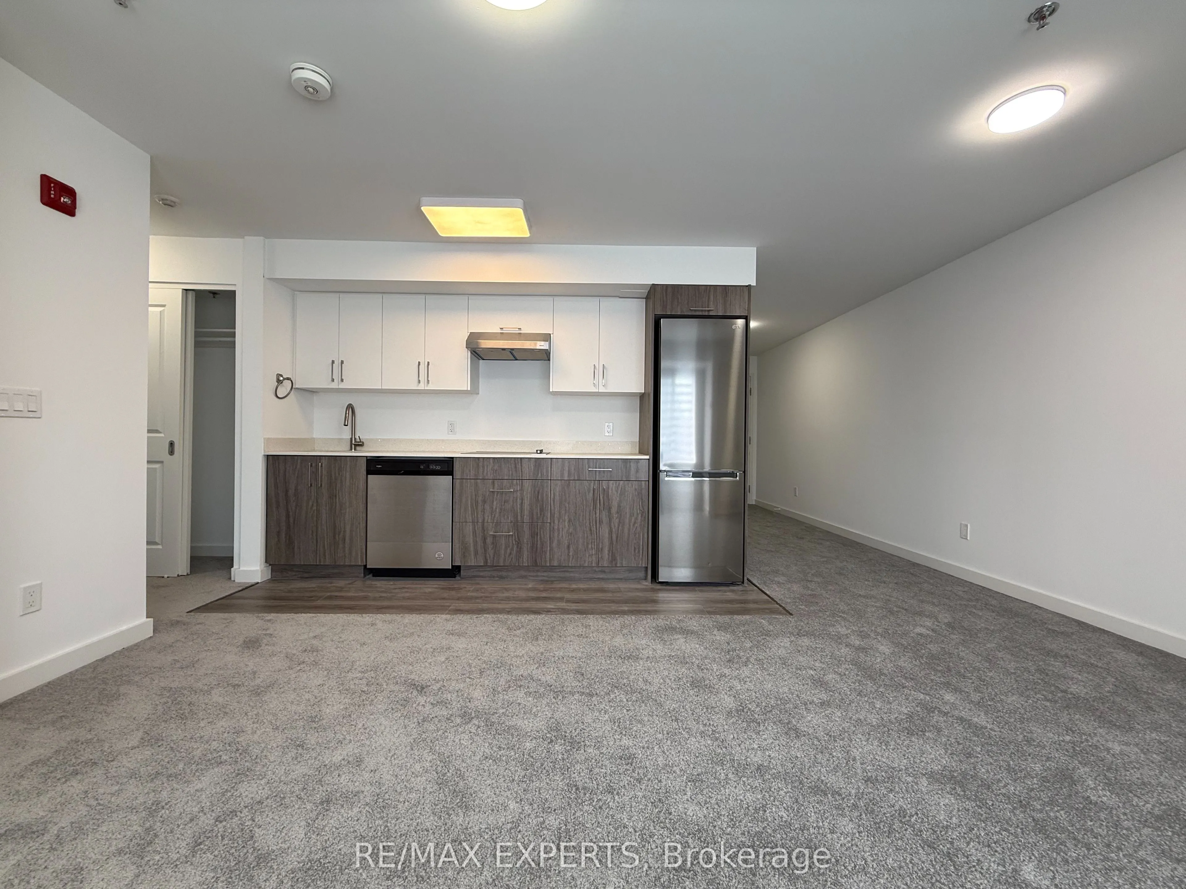 45 Connaught Avenue, #403