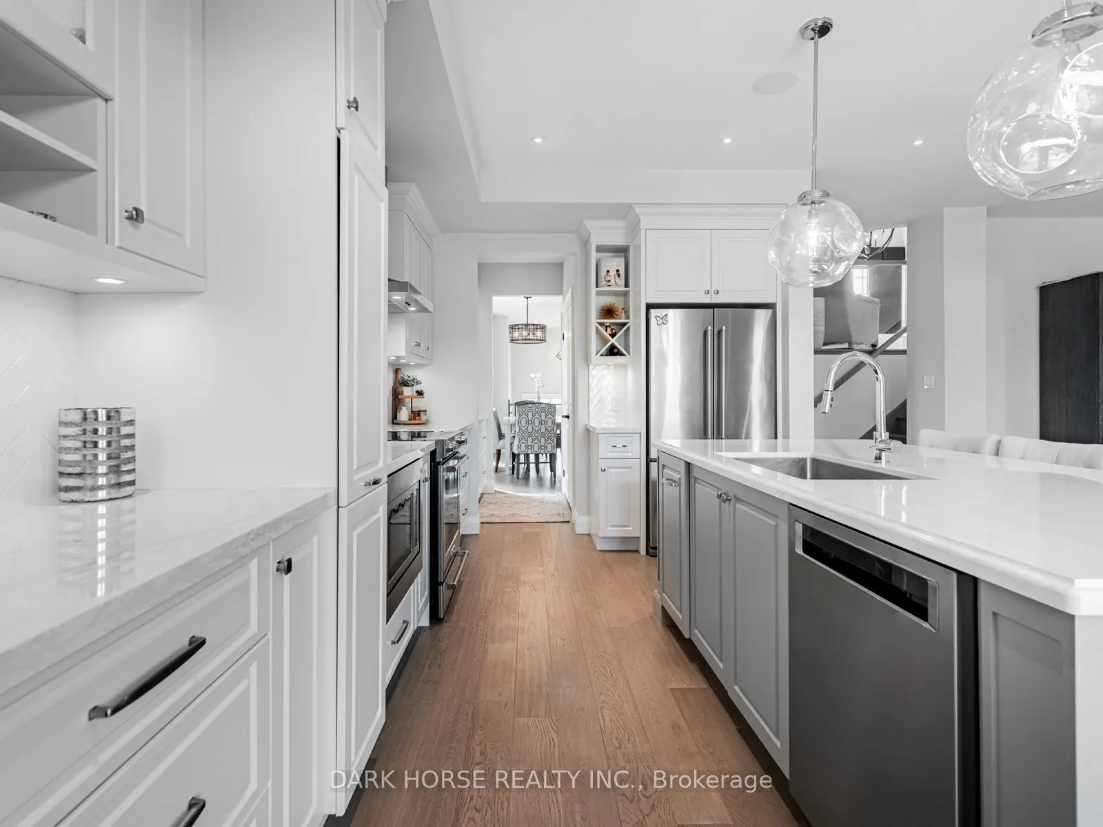 420 Northglen Boulevard