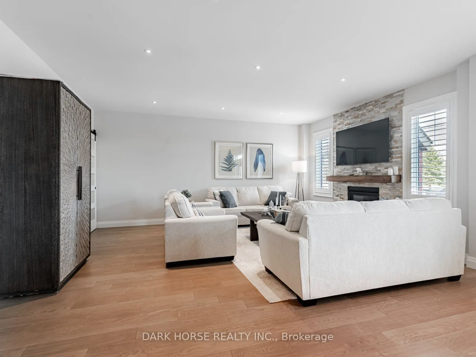 420 Northglen Boulevard