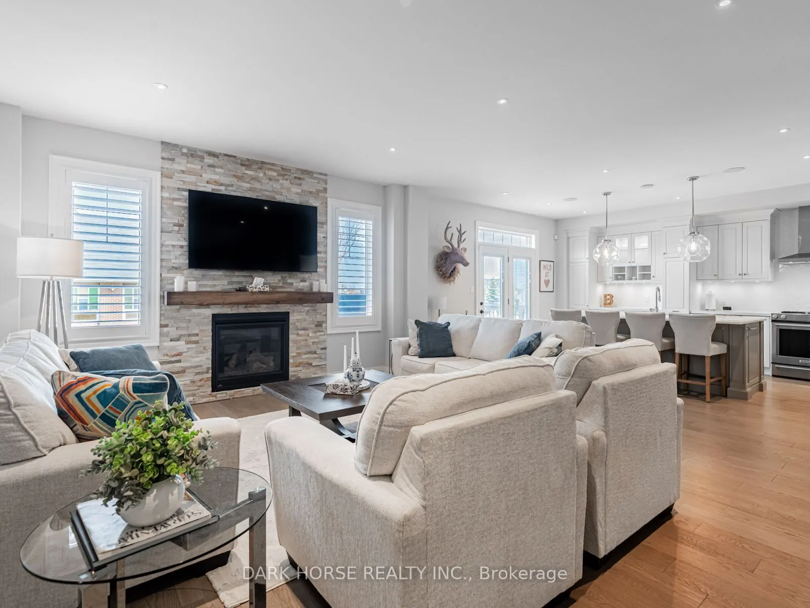 420 Northglen Boulevard