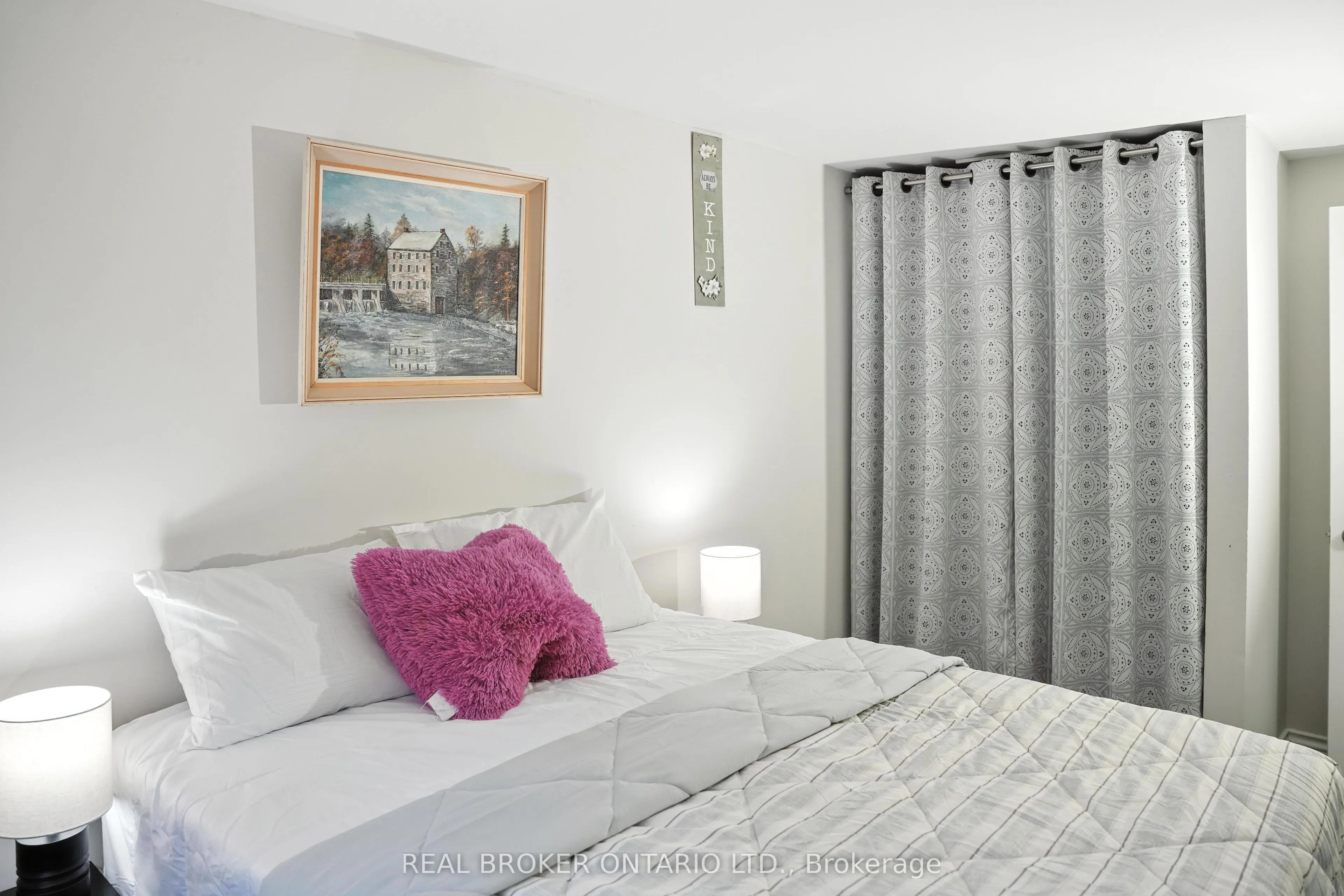 350 Camelot Court, #19
