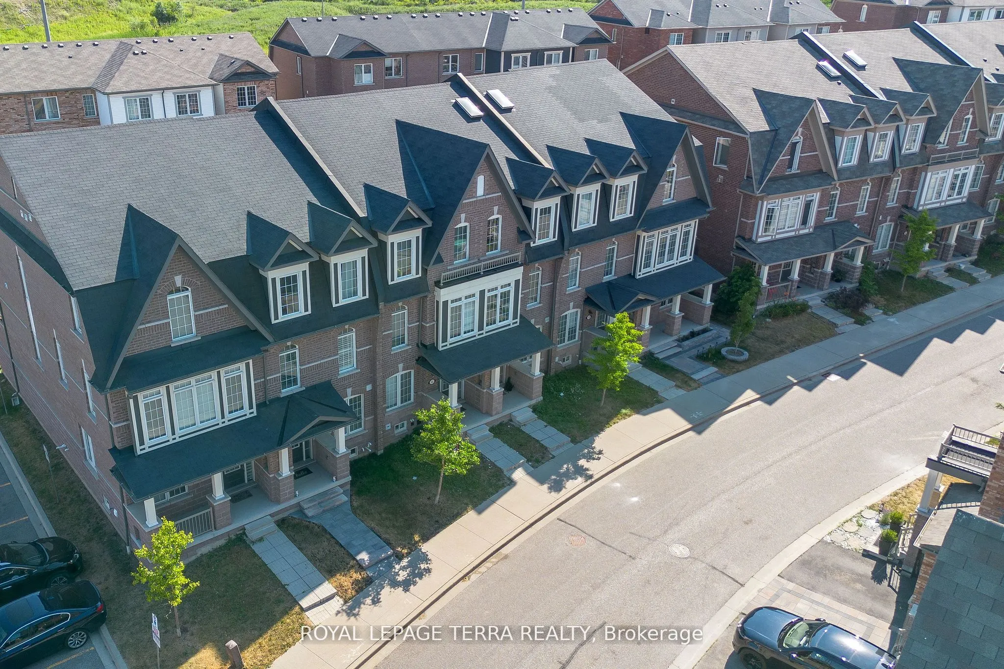 8 Graywardine Lane