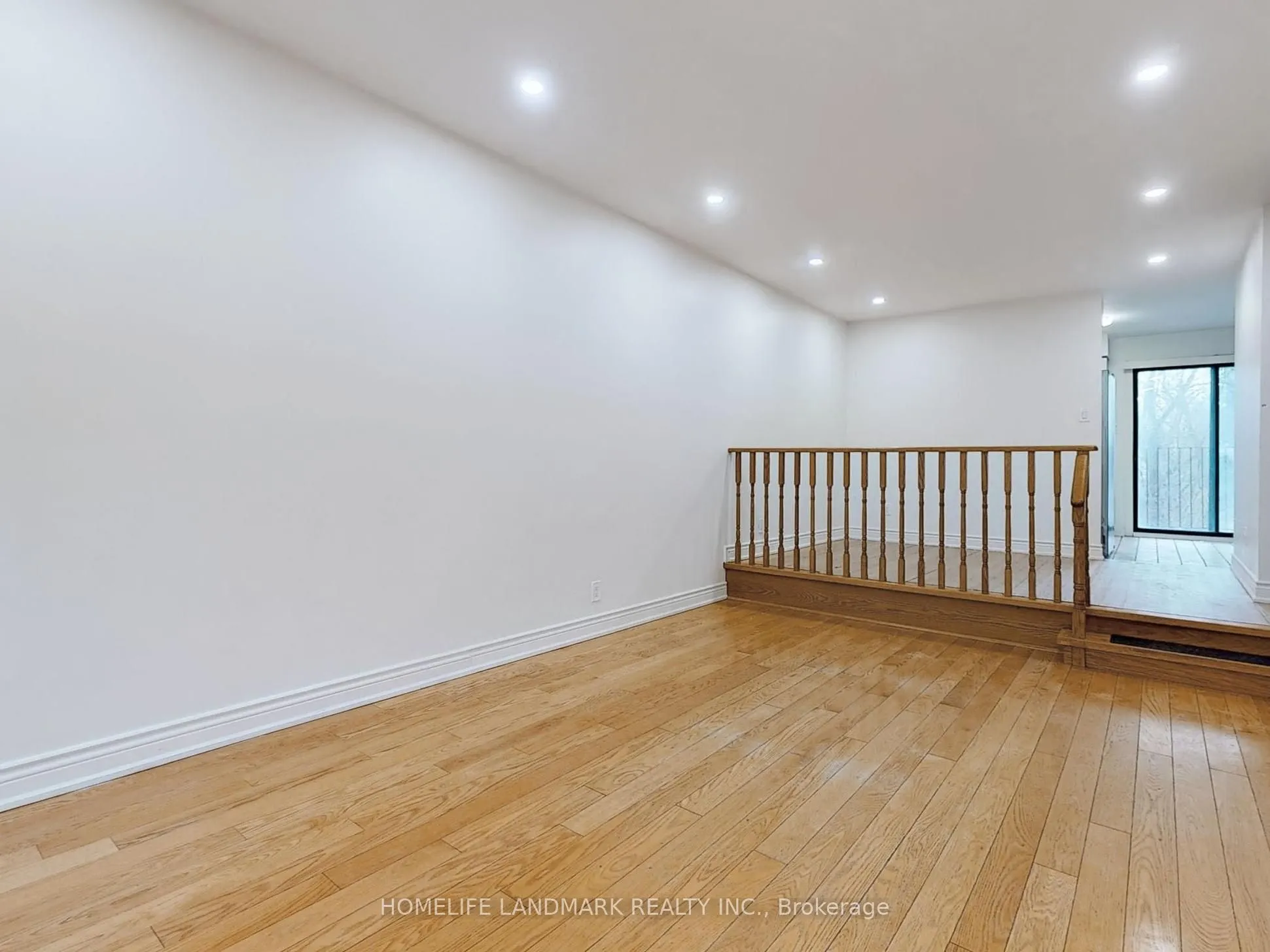 10 Reidmount Avenue, #7