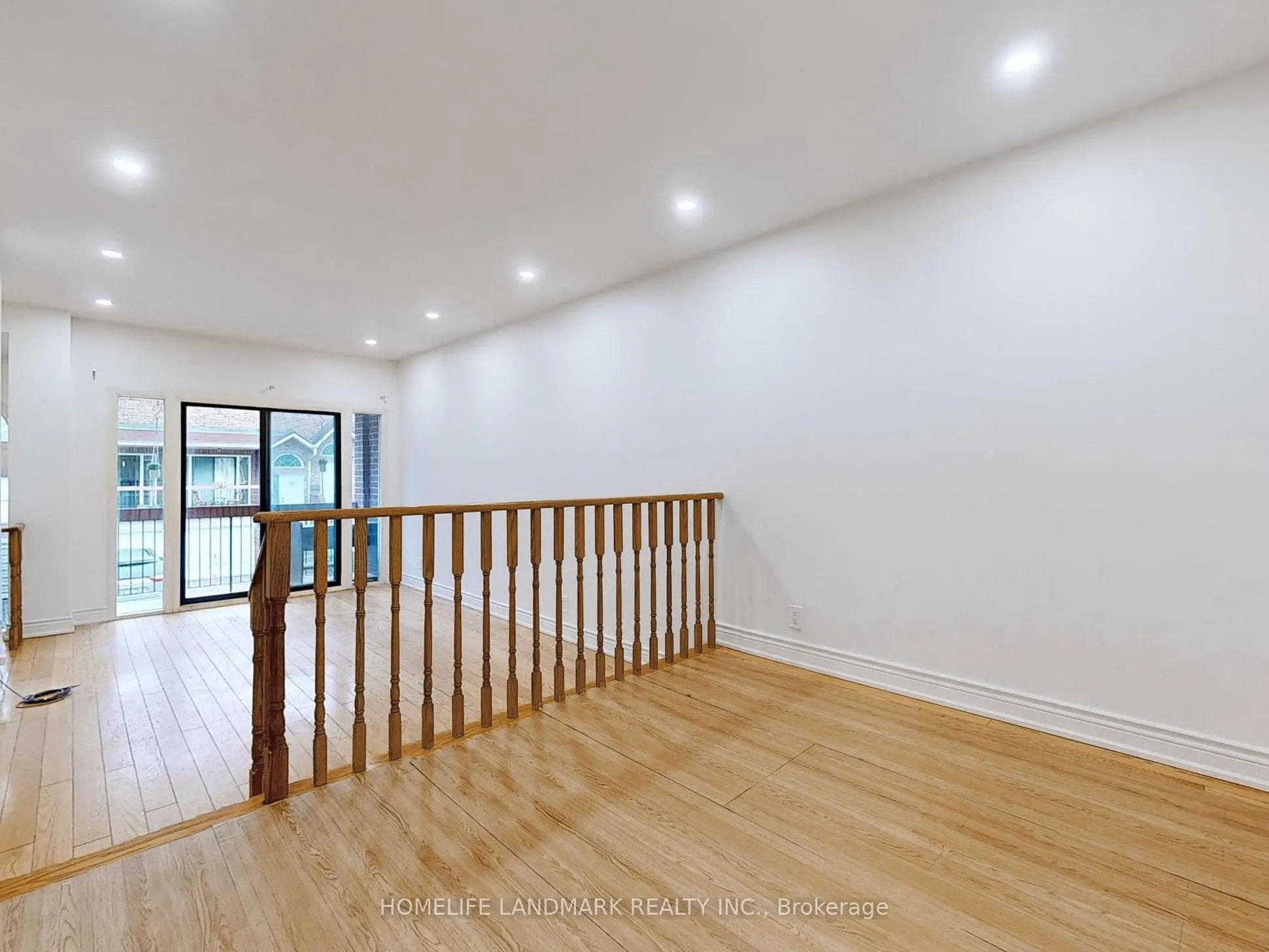 10 Reidmount Avenue, #7