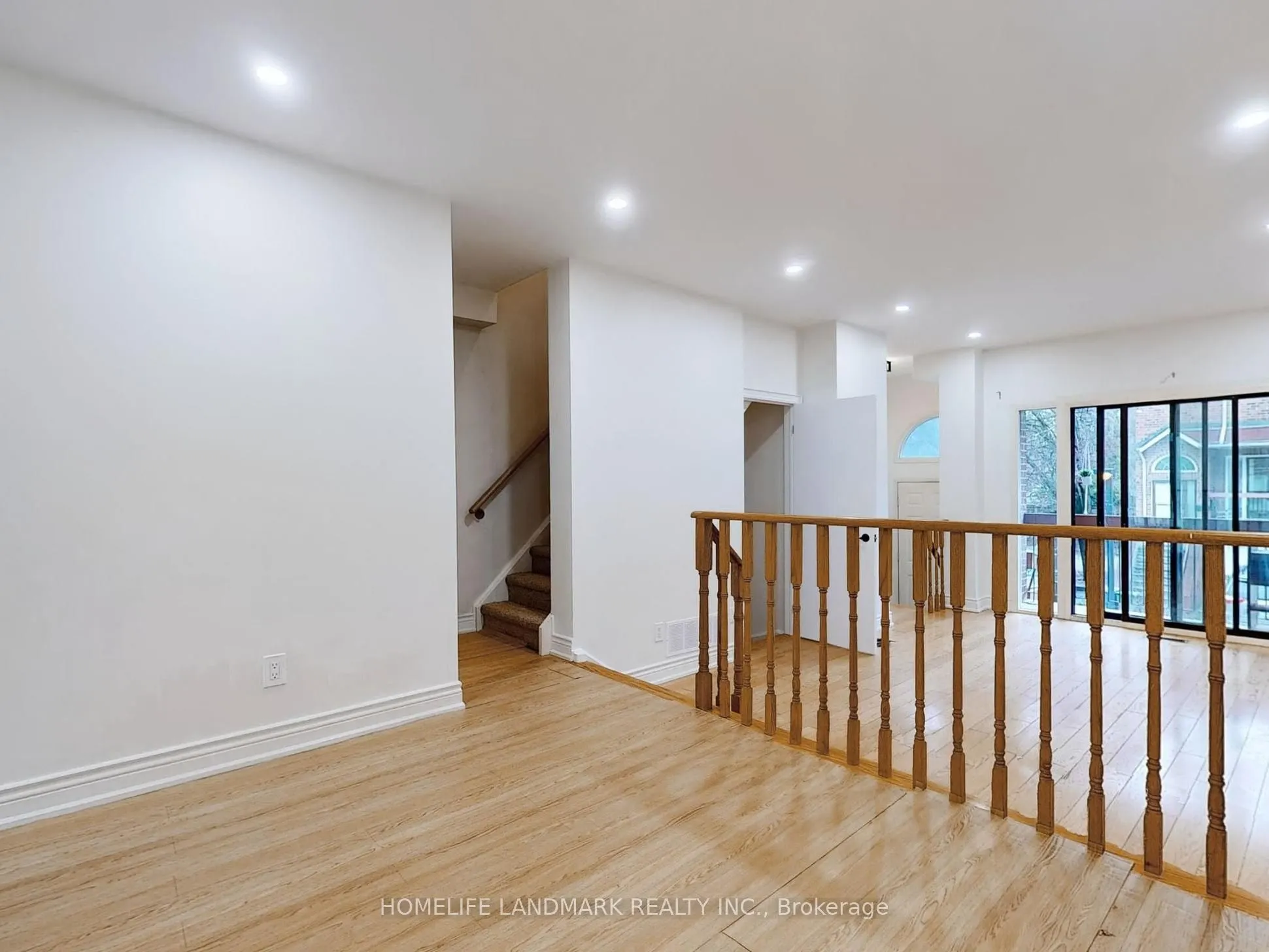 10 Reidmount Avenue, #7