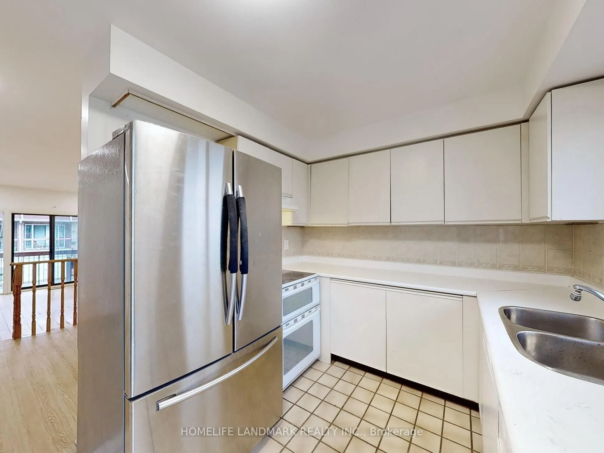 10 Reidmount Avenue, #7