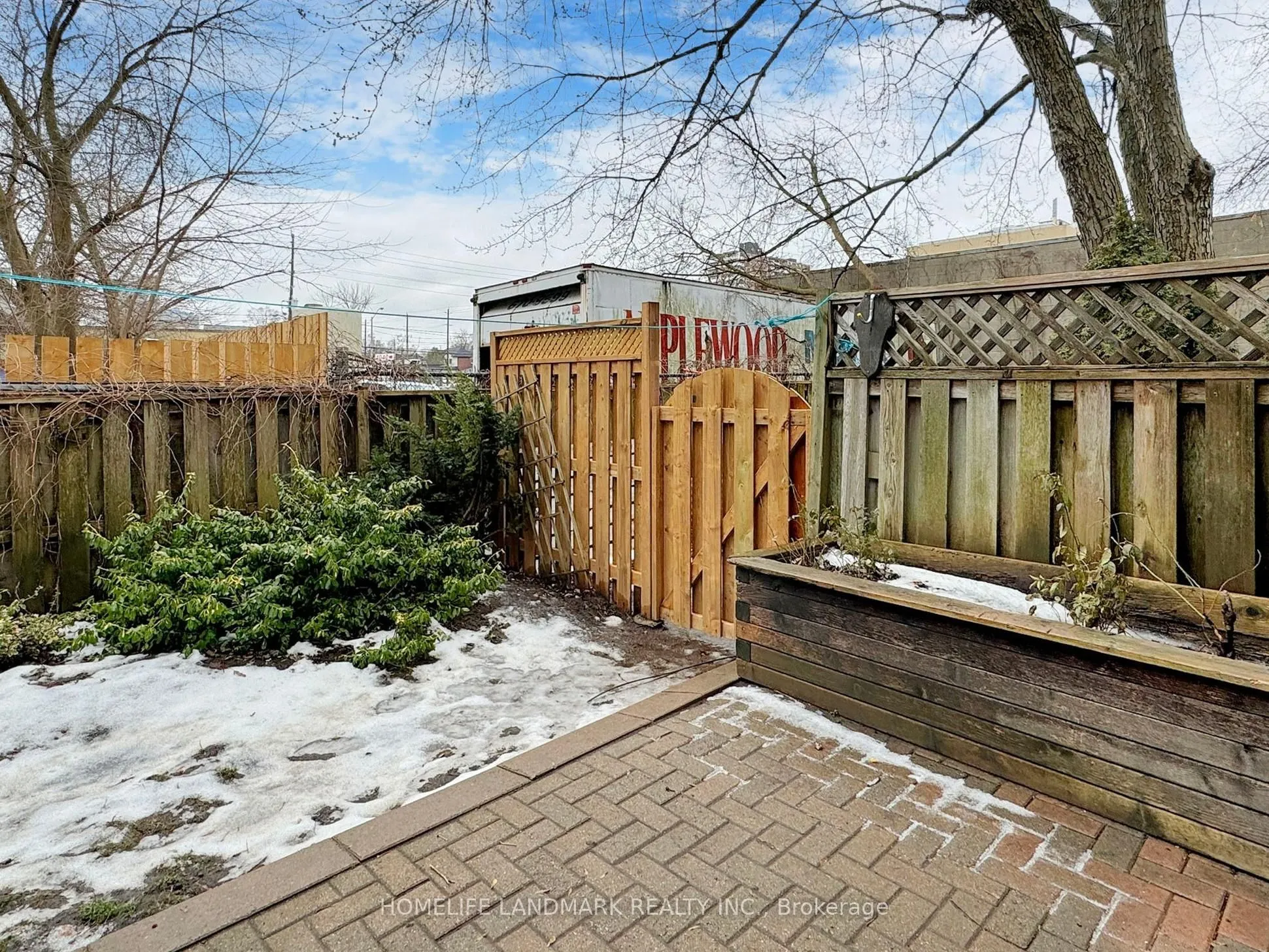 10 Reidmount Avenue, #7